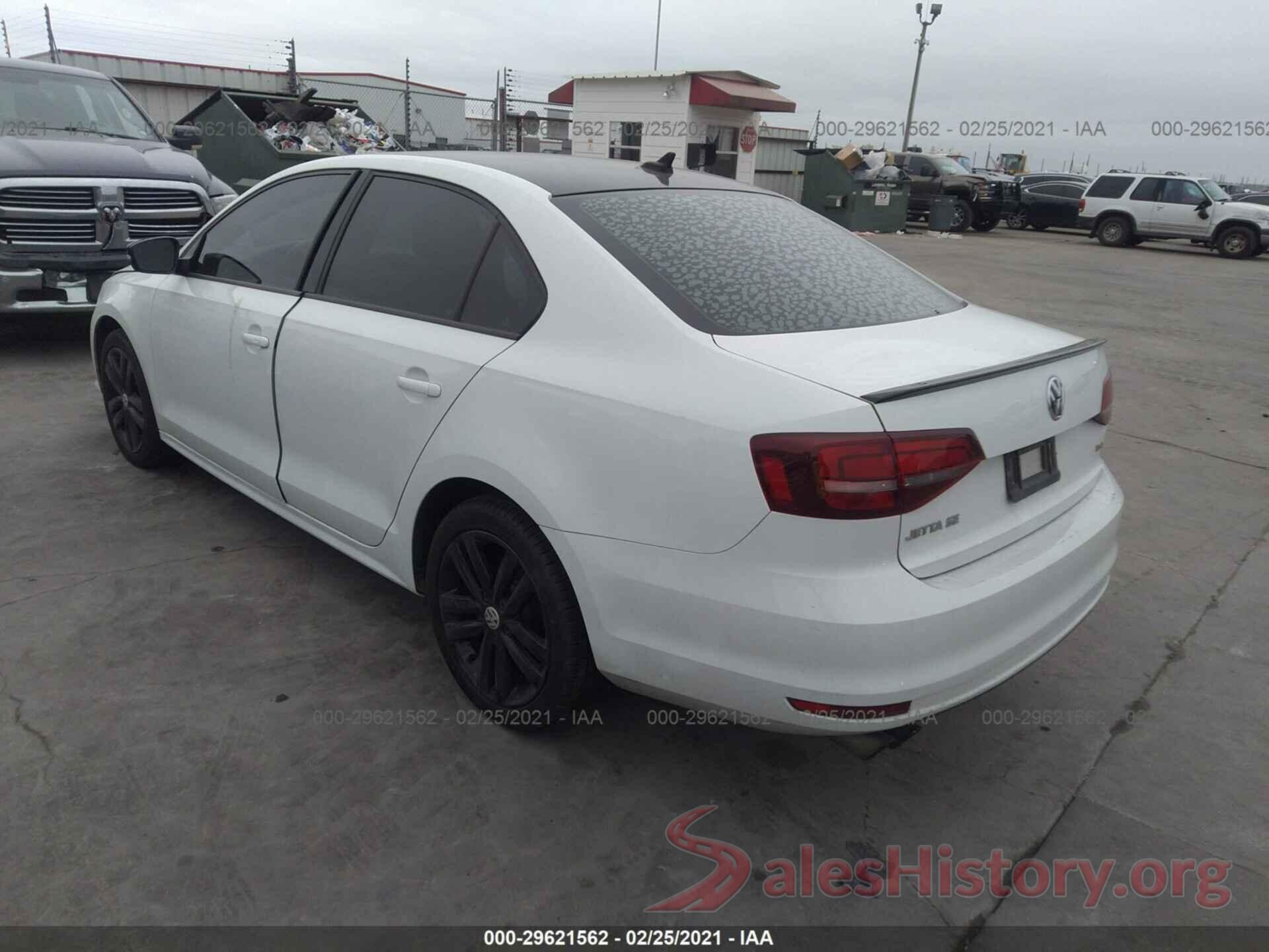 3VWD17AJ7JM235747 2018 VOLKSWAGEN JETTA