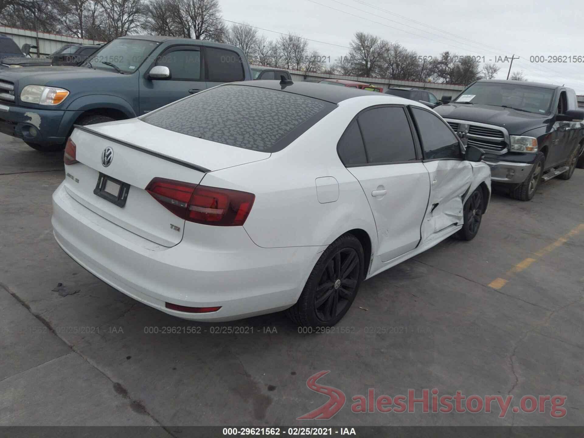 3VWD17AJ7JM235747 2018 VOLKSWAGEN JETTA