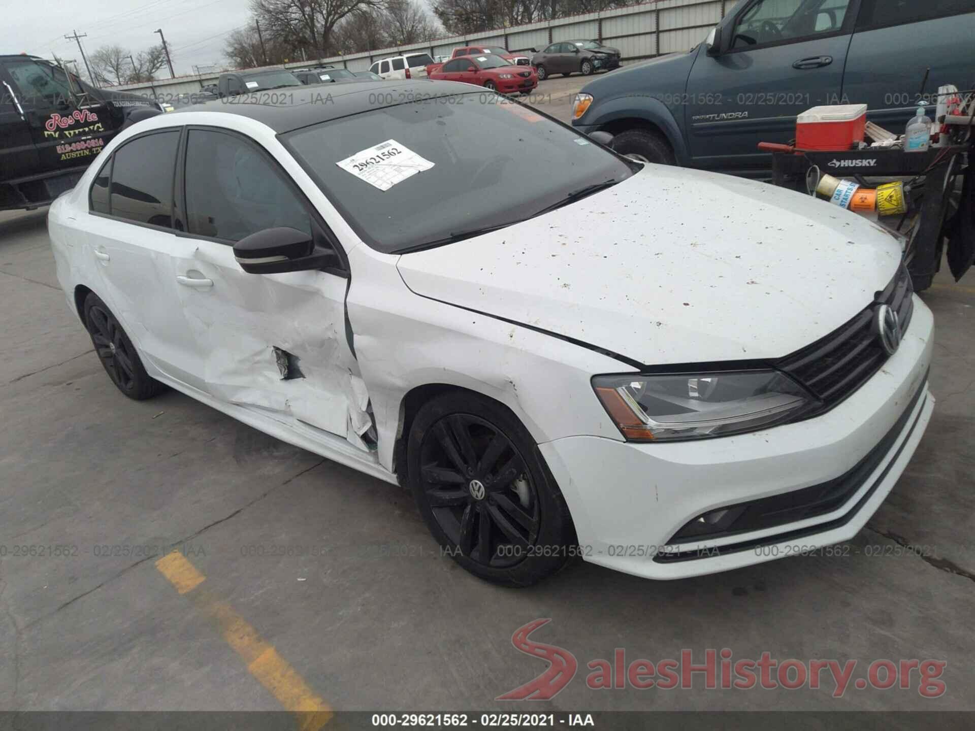 3VWD17AJ7JM235747 2018 VOLKSWAGEN JETTA