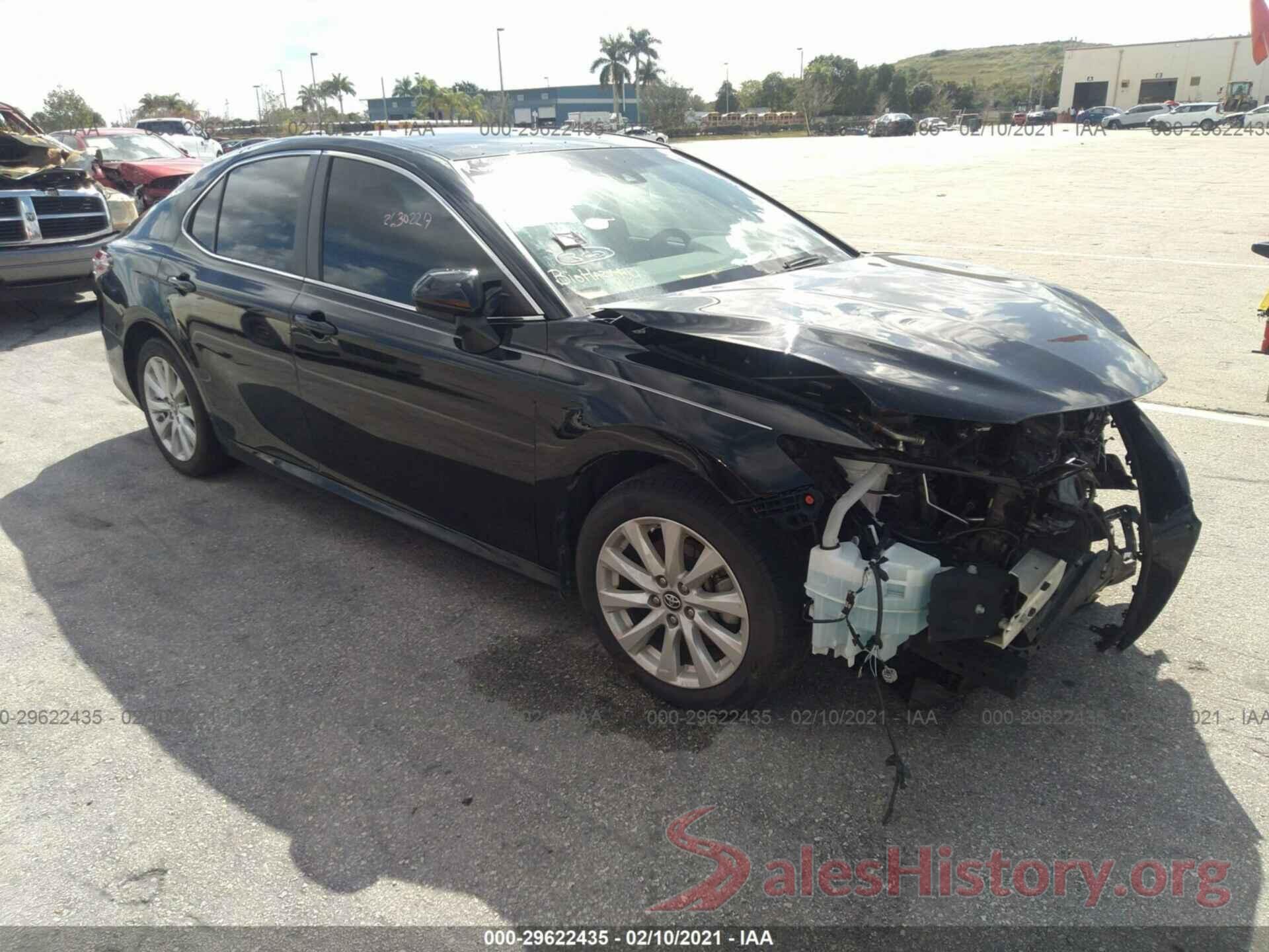 4T1B11HK4JU602391 2018 TOYOTA CAMRY