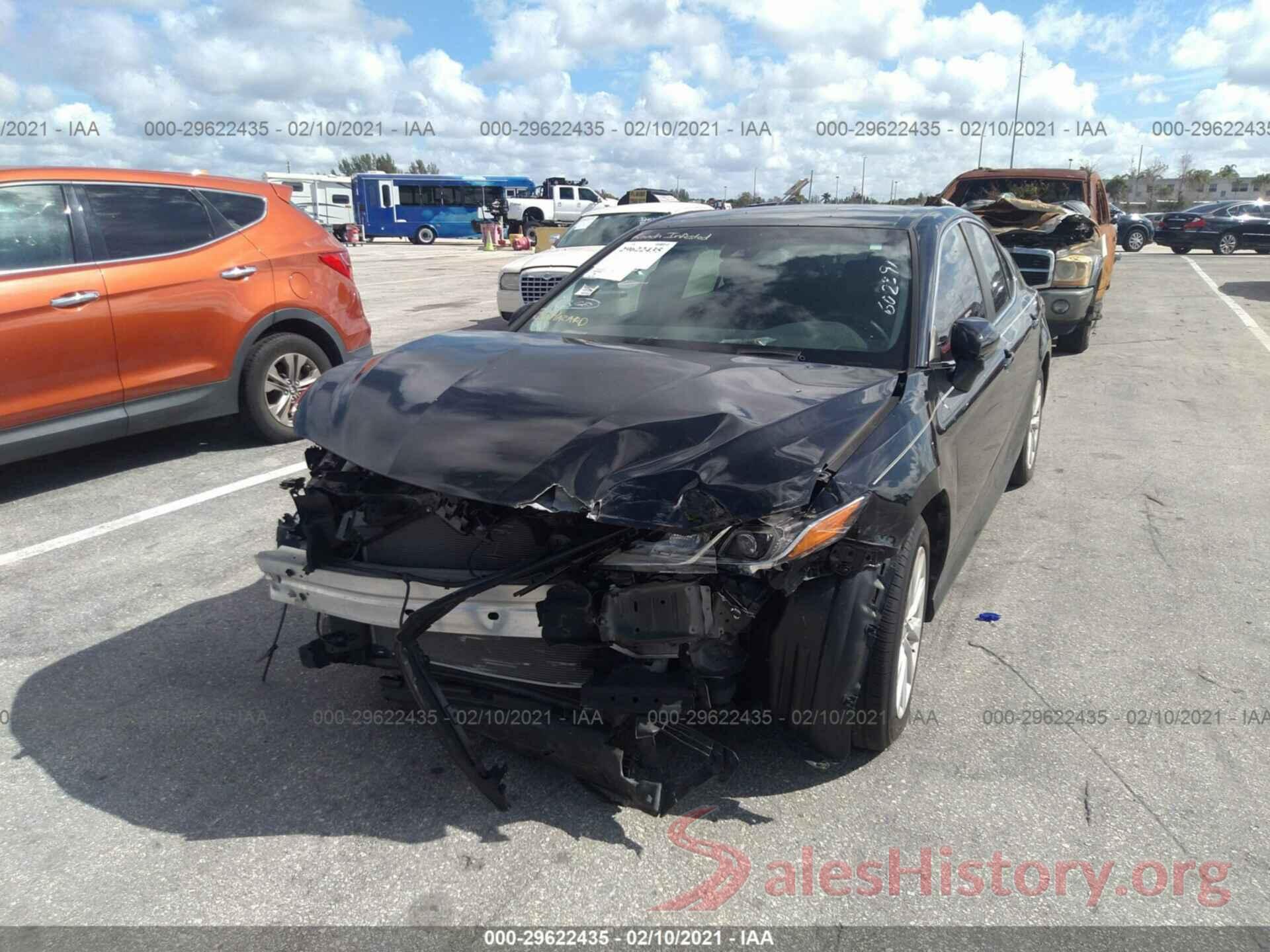 4T1B11HK4JU602391 2018 TOYOTA CAMRY