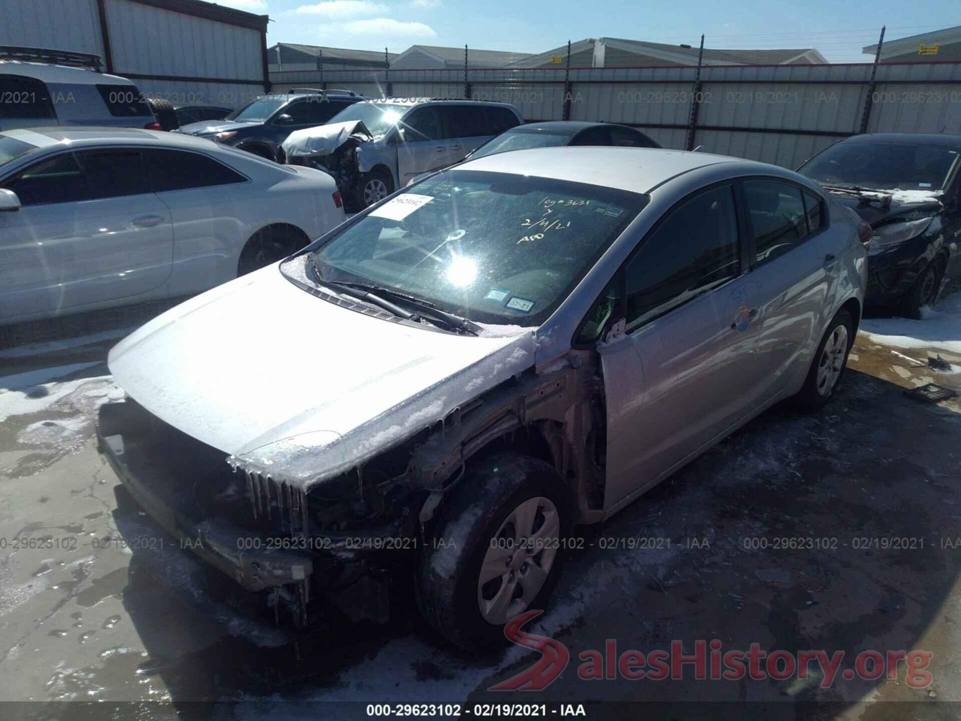 3KPFK4A73HE137654 2017 KIA FORTE