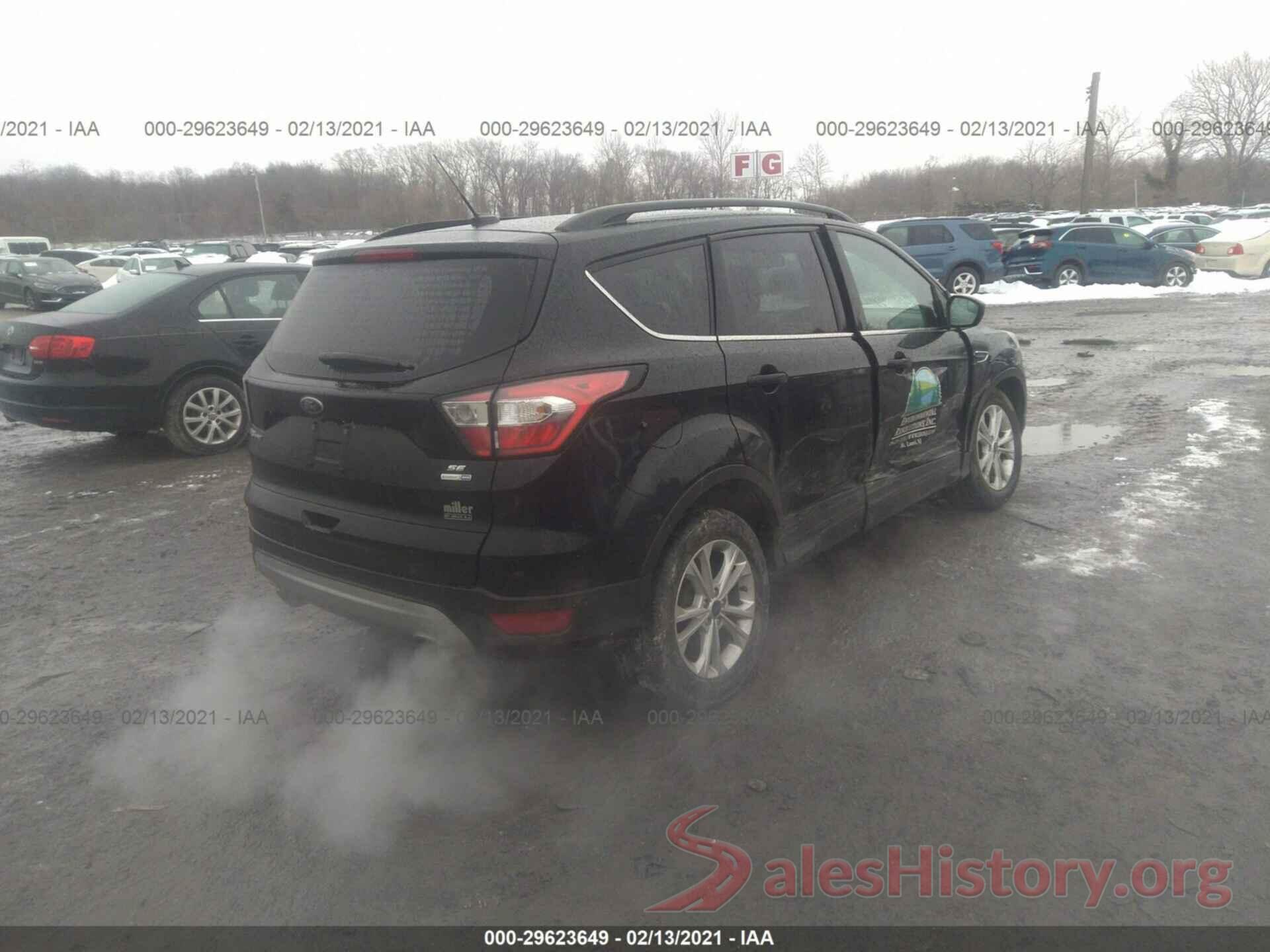 1FMCU9GD8JUC26212 2018 FORD ESCAPE