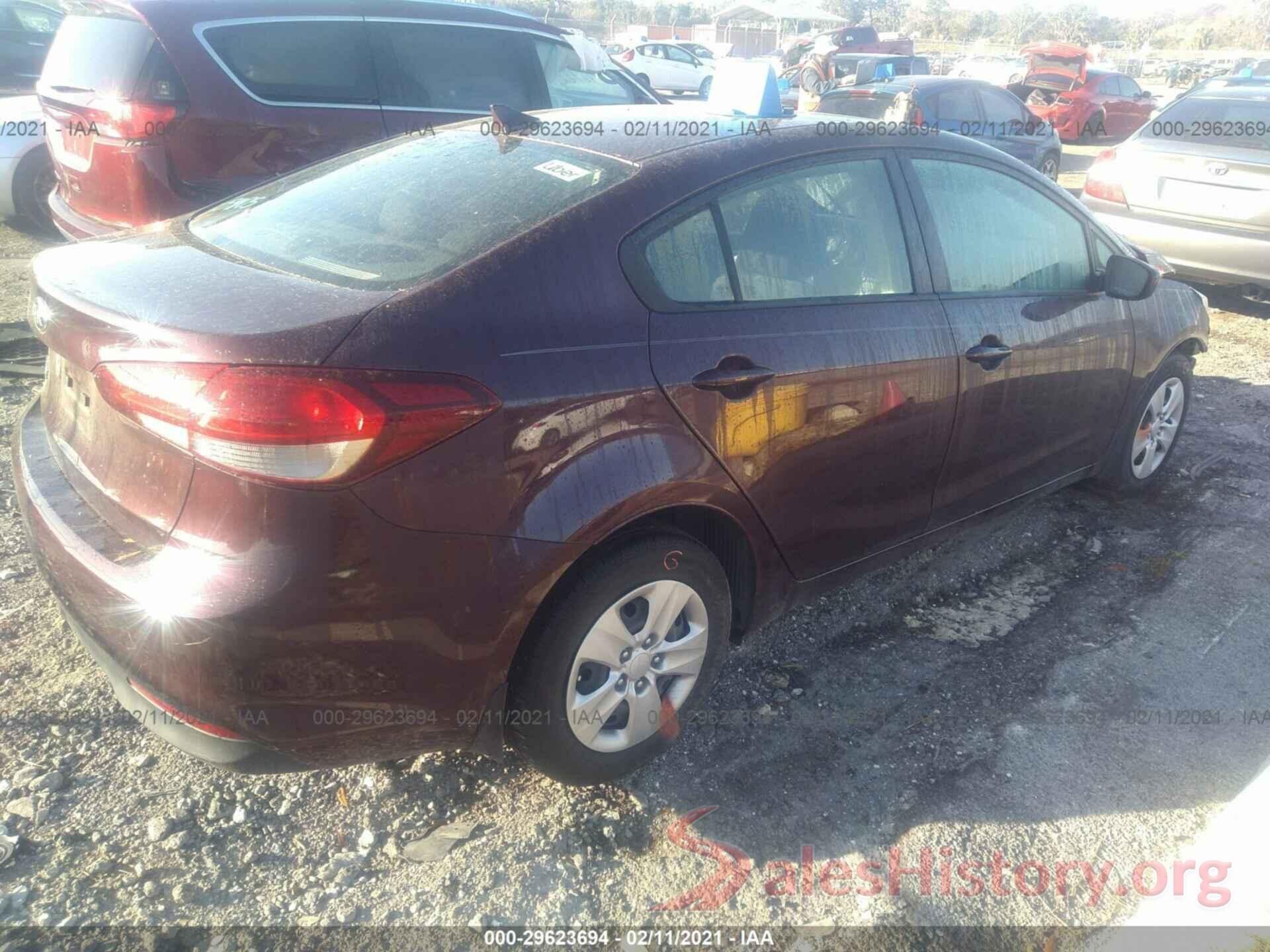 3KPFK4A73HE159105 2017 KIA FORTE