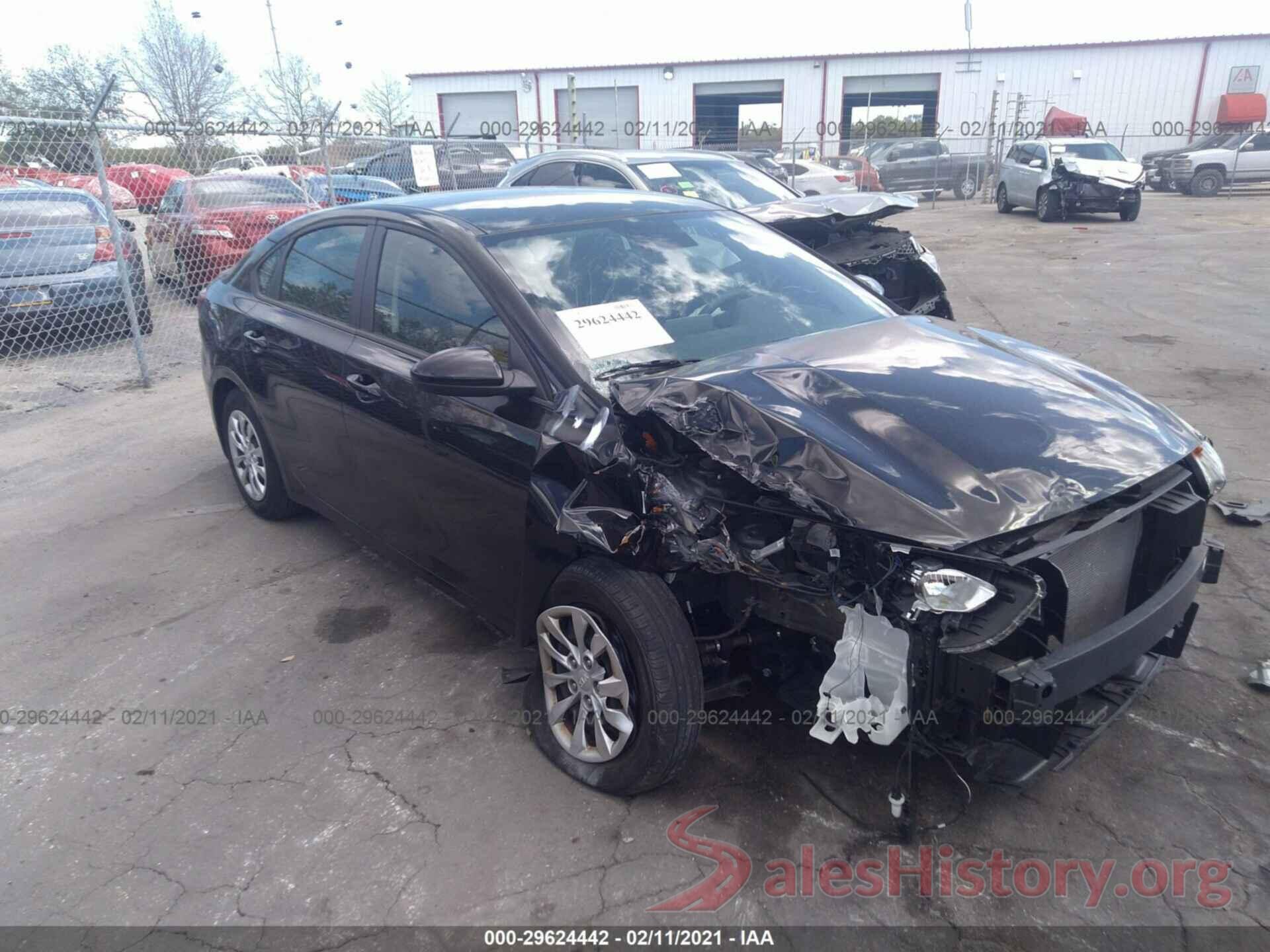 3KPF24AD9KE037975 2019 KIA FORTE