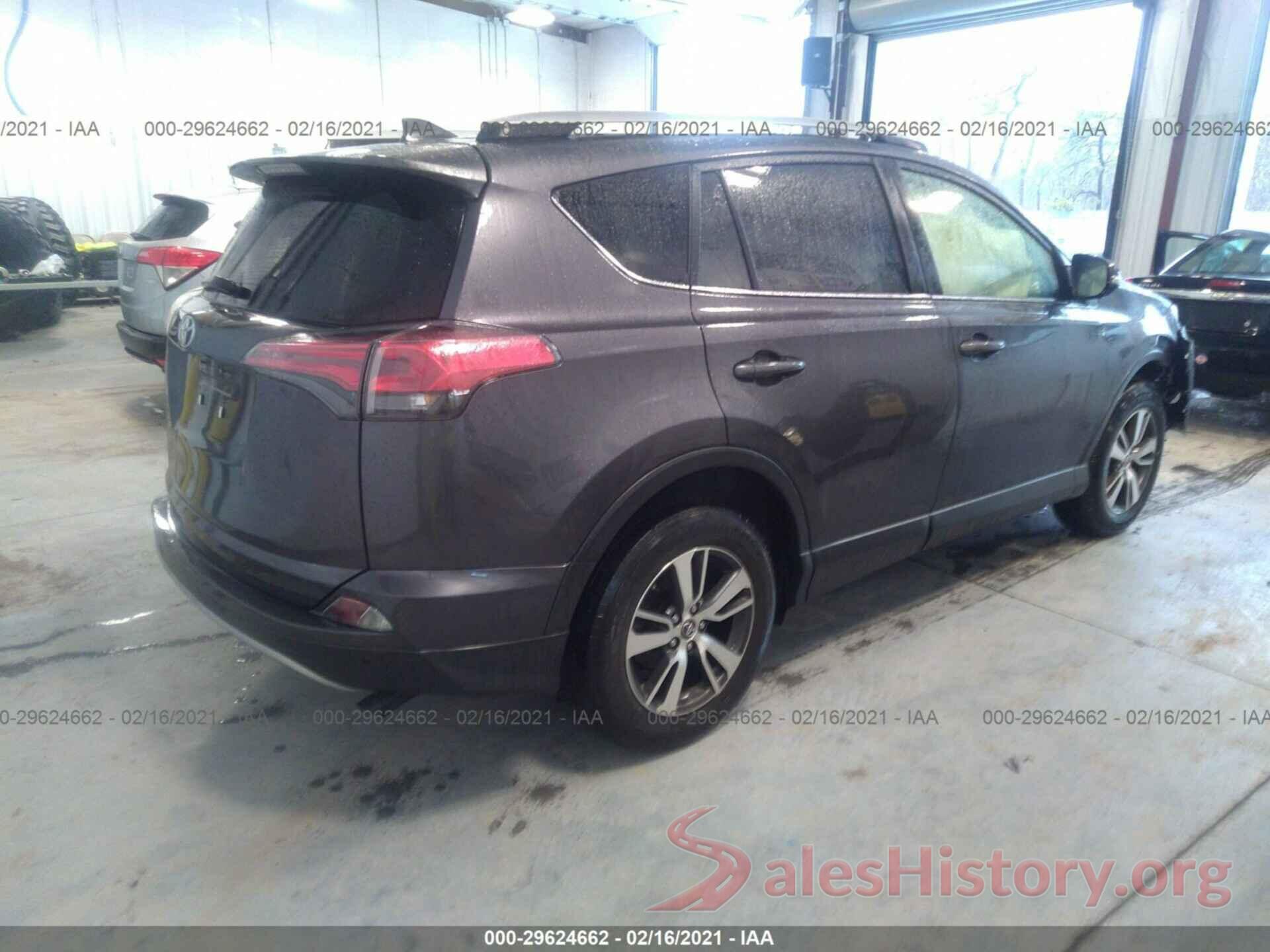 JTMRFREV4HJ126592 2017 TOYOTA RAV4