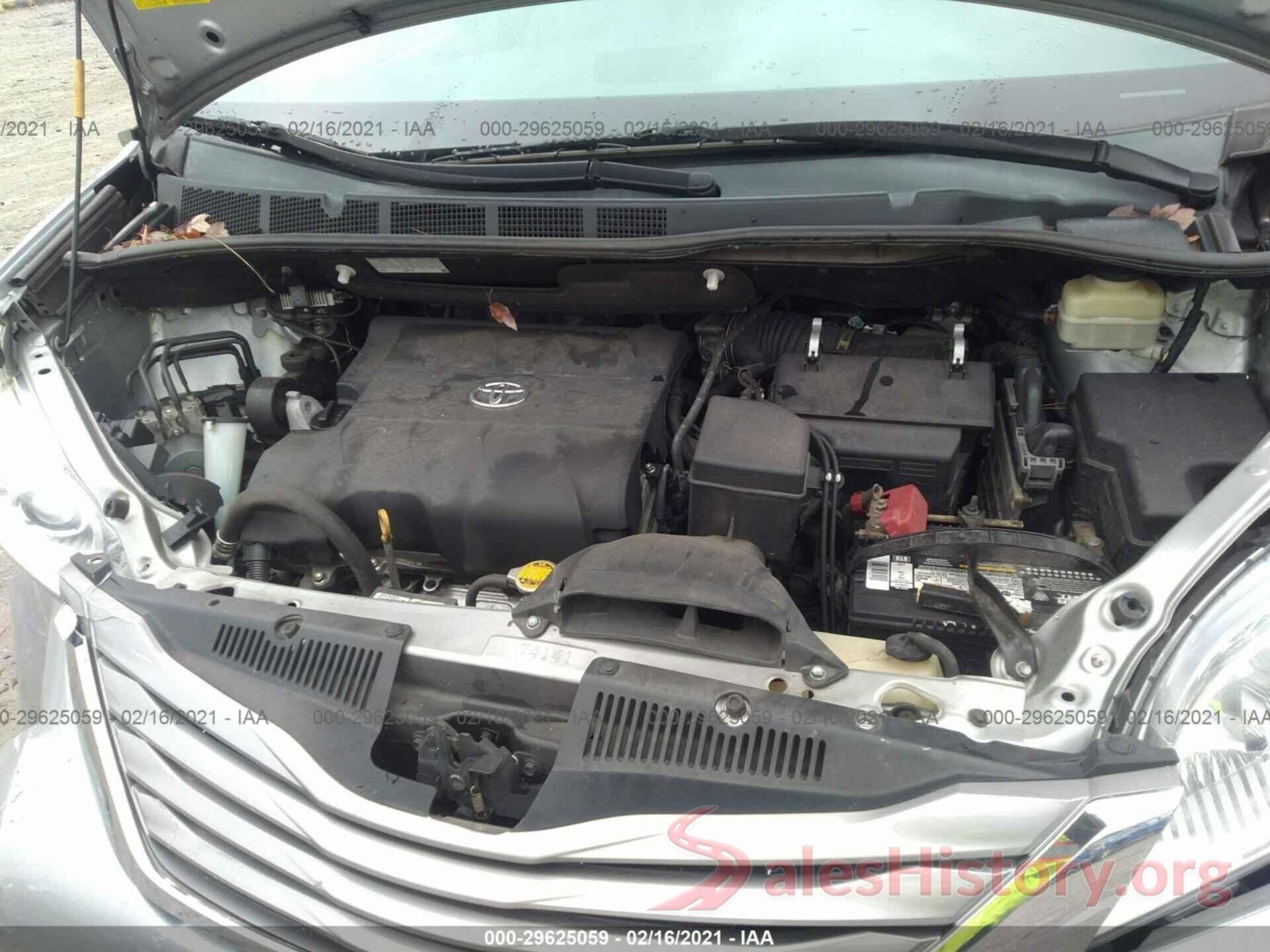 5TDYK3DC0FS631260 2015 TOYOTA SIENNA