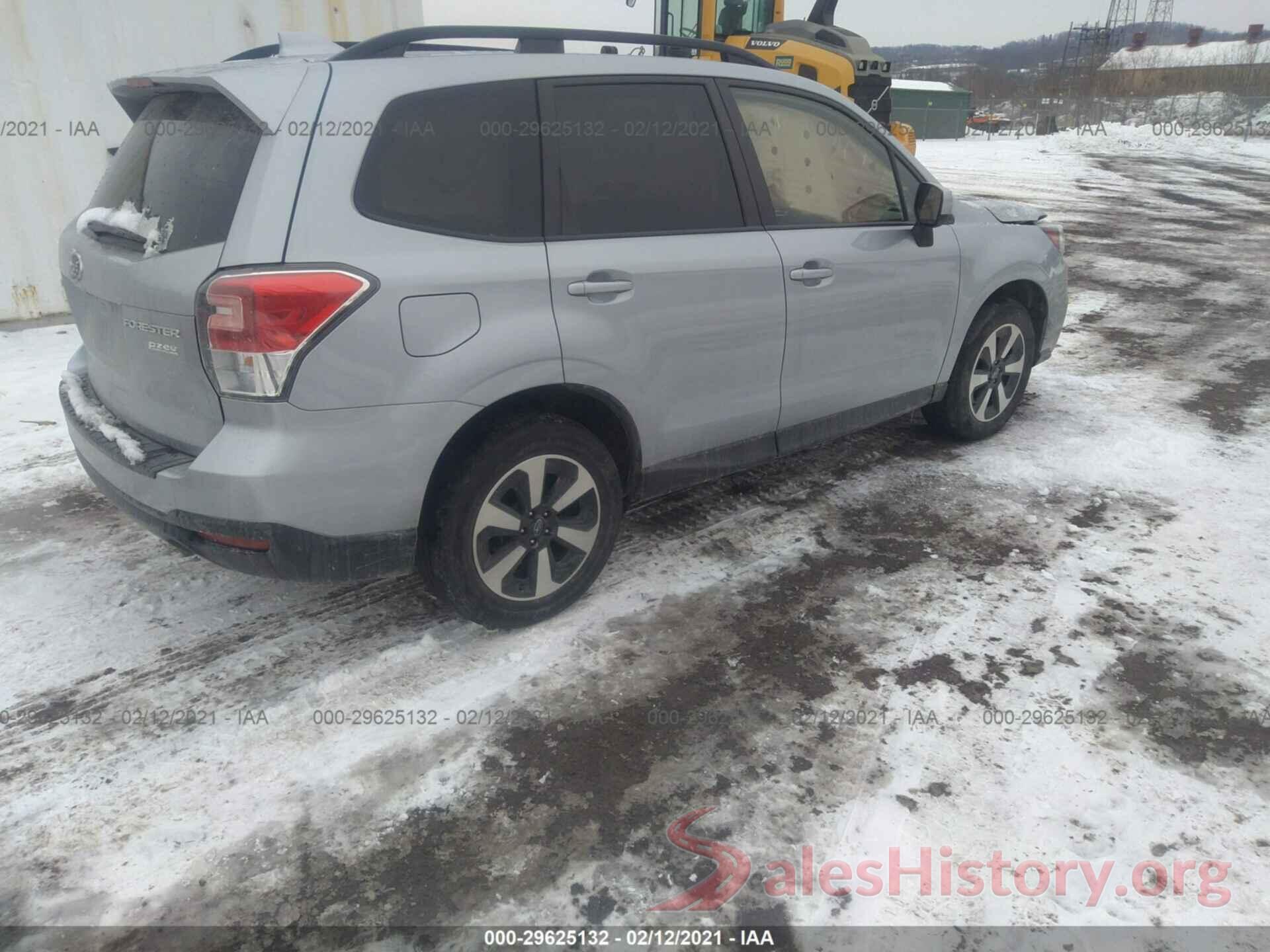 JF2SJAECXJH521410 2018 SUBARU FORESTER