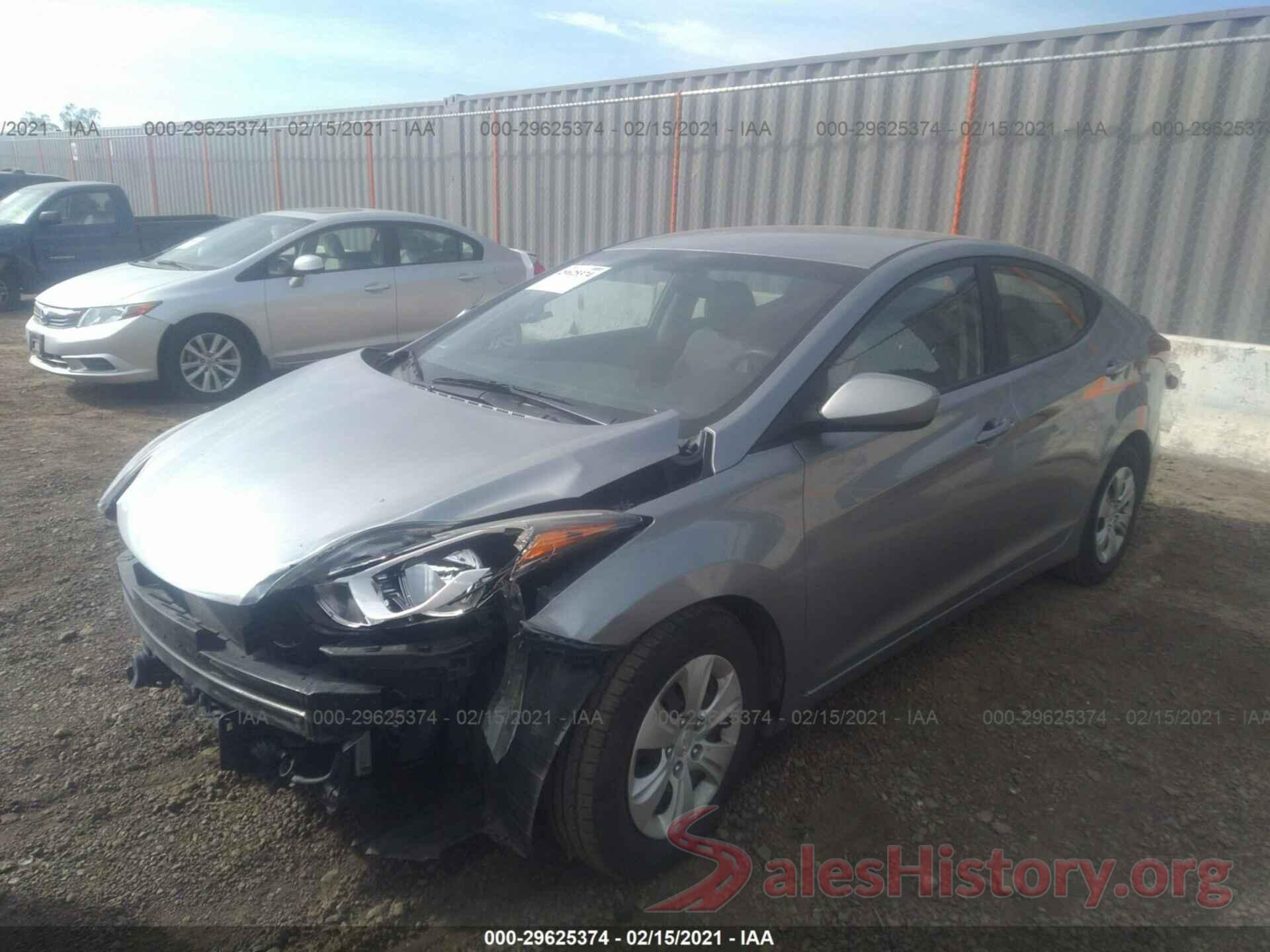 5NPDH4AE6GH756764 2016 HYUNDAI ELANTRA