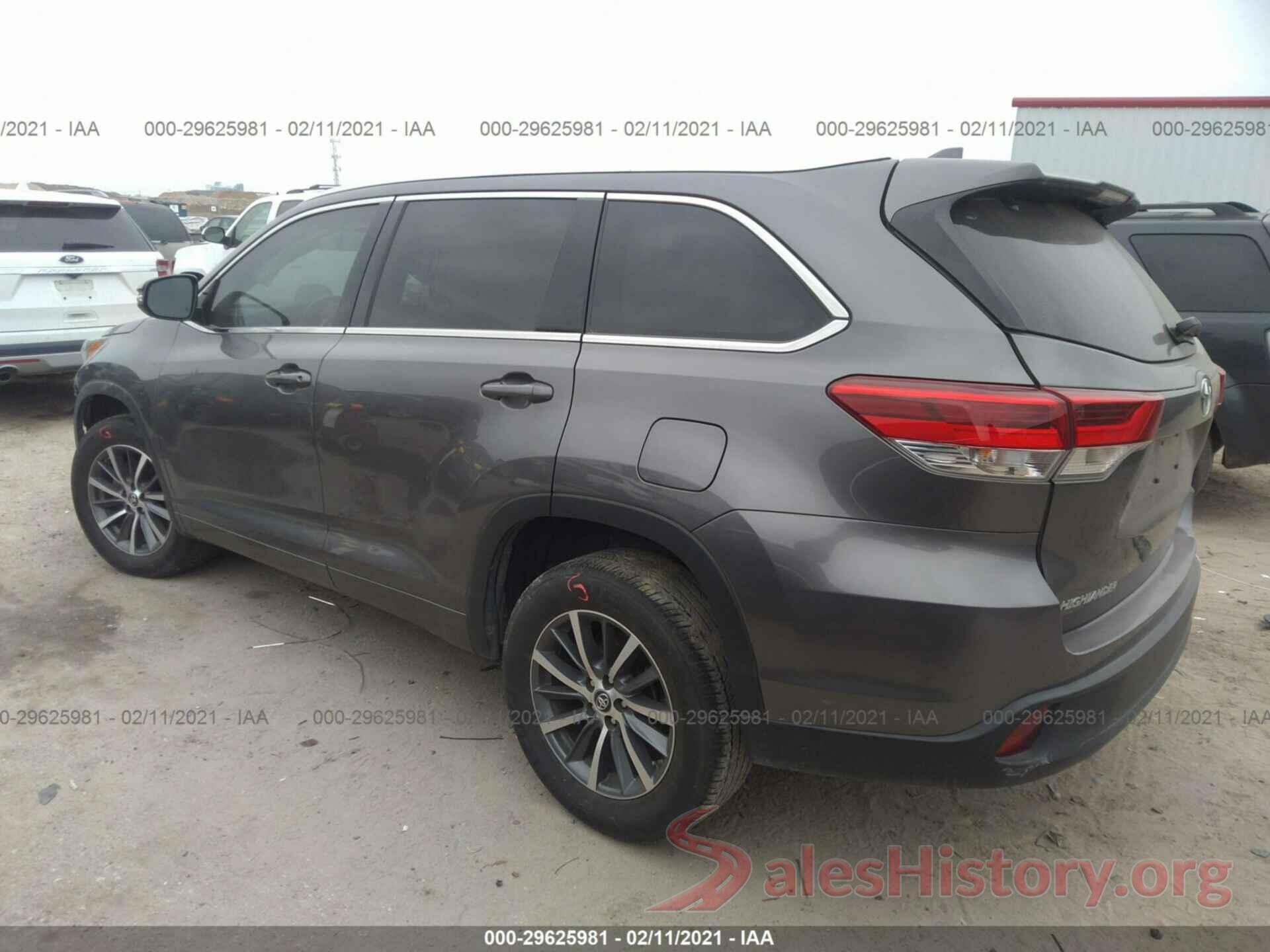 5TDKZRFH7JS279820 2018 TOYOTA HIGHLANDER