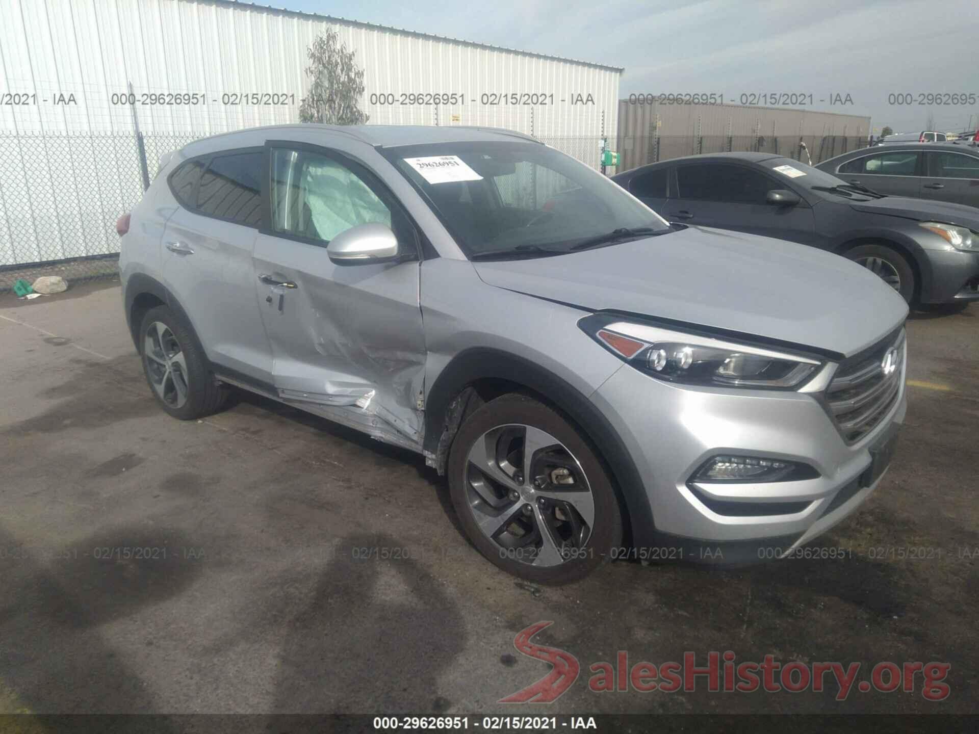 KM8J33A26HU461863 2017 HYUNDAI TUCSON