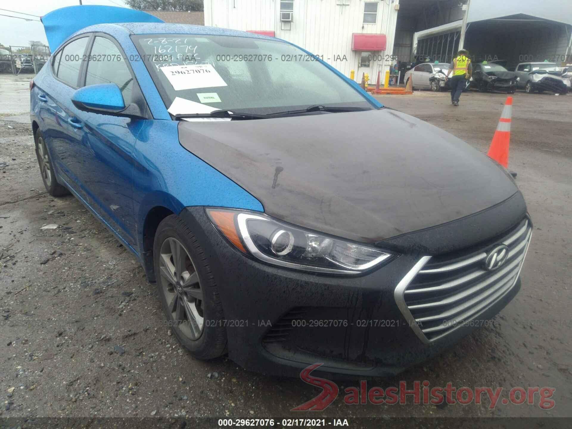 5NPD84LF5JH260965 2018 HYUNDAI ELANTRA