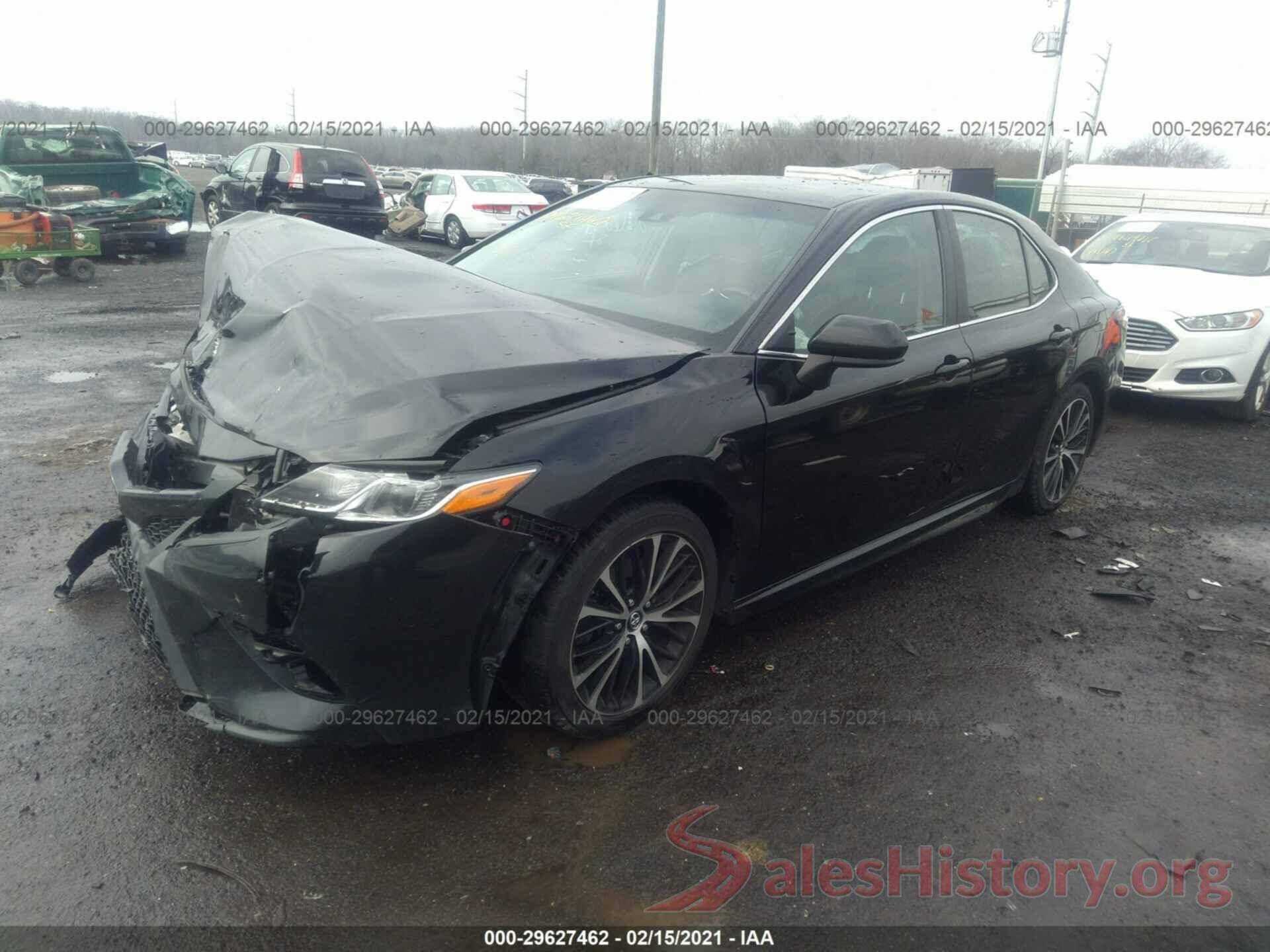 4T1B11HK9JU663509 2018 TOYOTA CAMRY