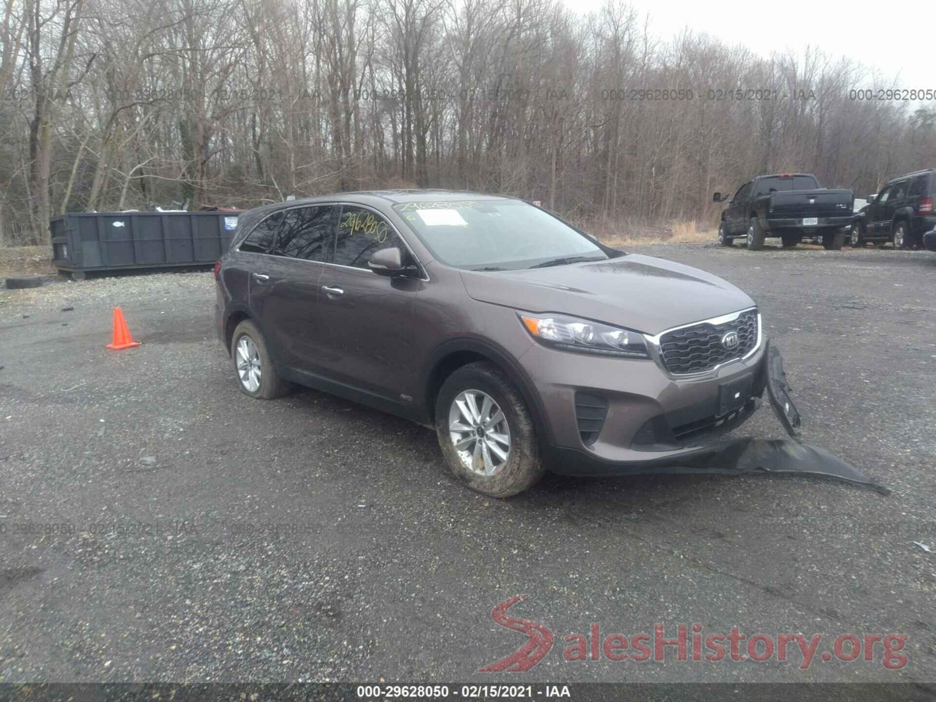 5XYPGDA32KG529568 2019 KIA SORENTO