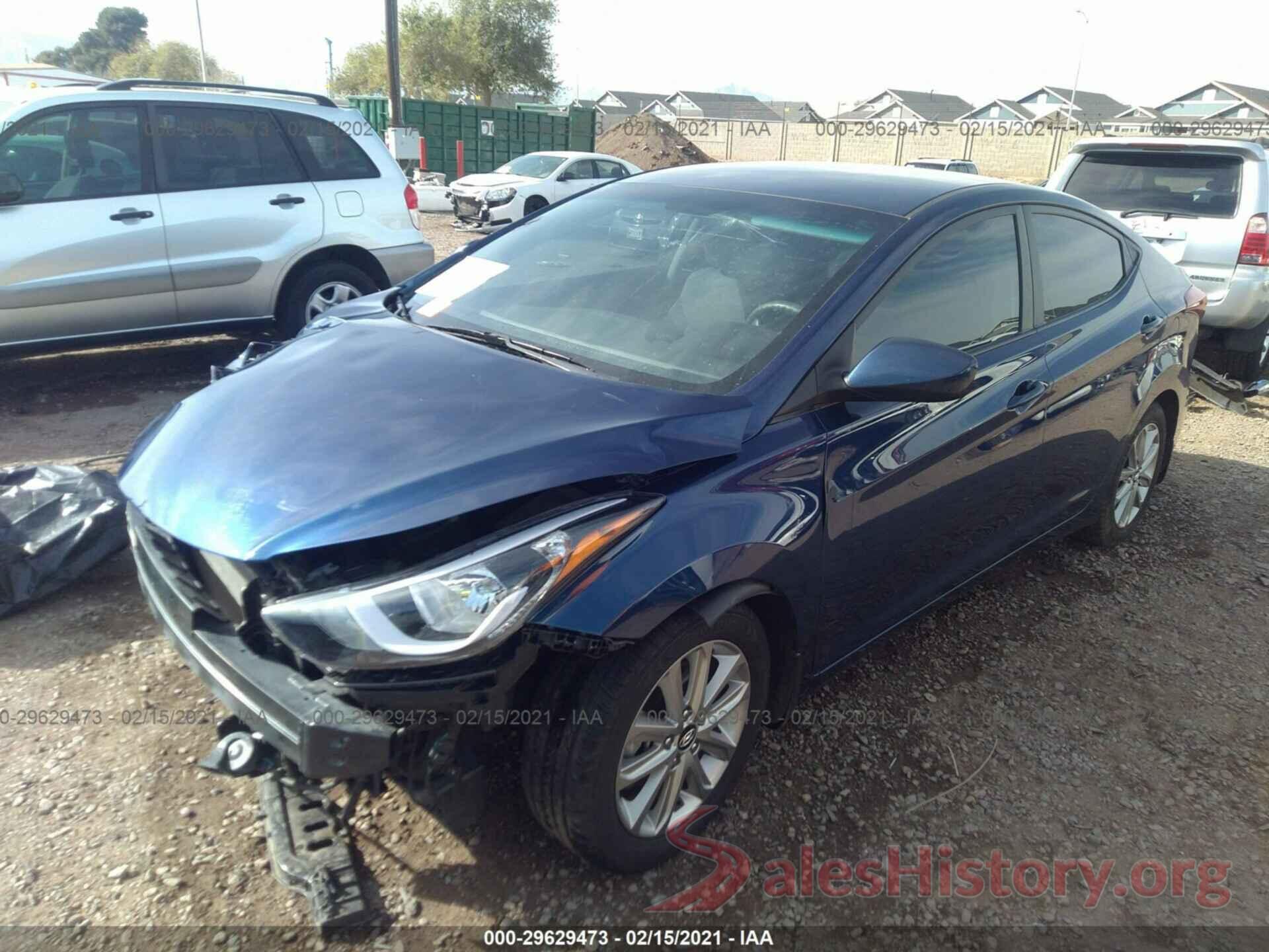 5NPDH4AE3GH652586 2016 HYUNDAI ELANTRA