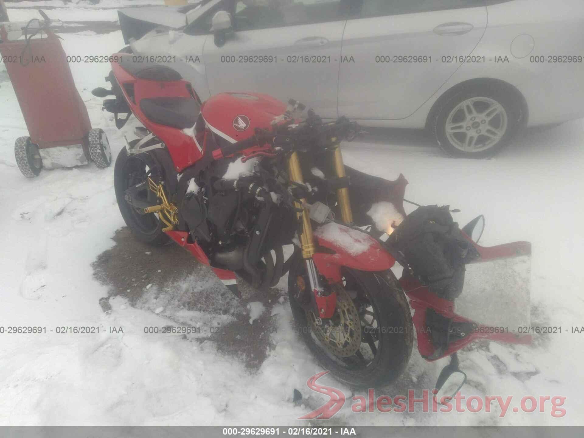 JH2PC40J0JK400692 2018 HONDA CBR600