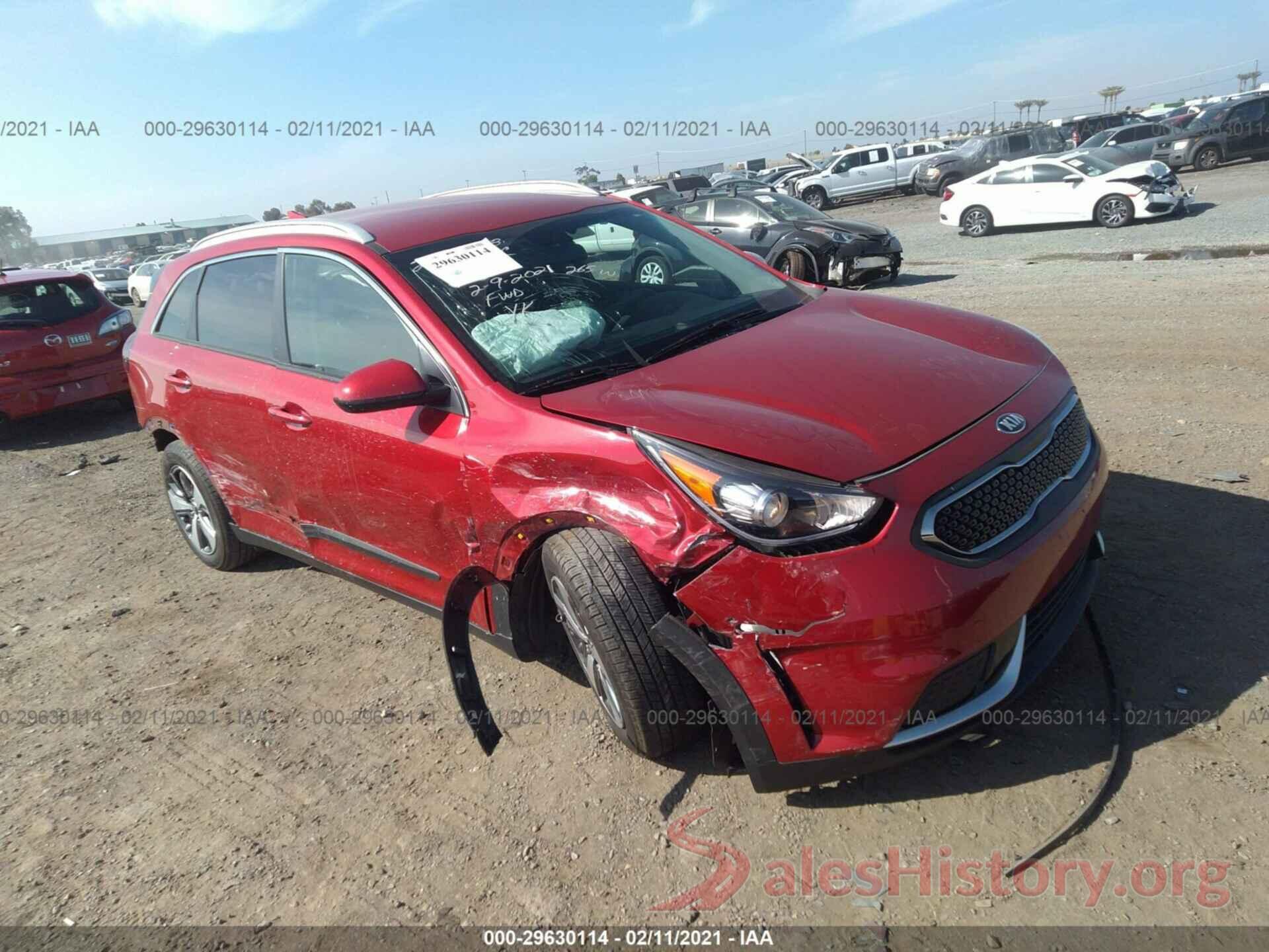 KNDCB3LC2K5287250 2019 KIA NIRO