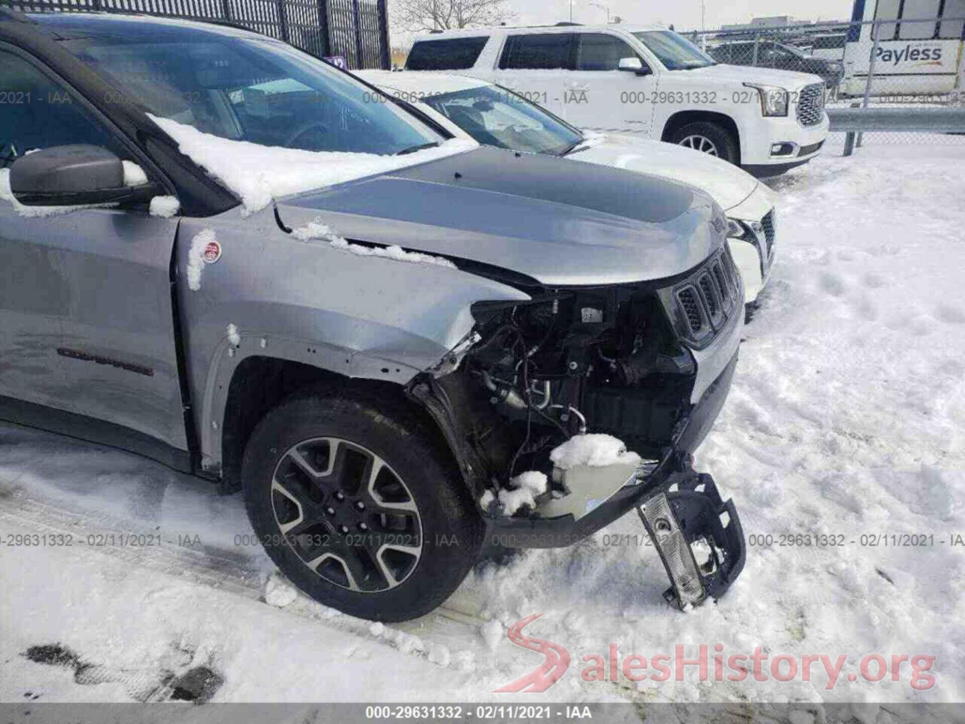 3C4NJDDB3KT712823 2019 JEEP COMPASS