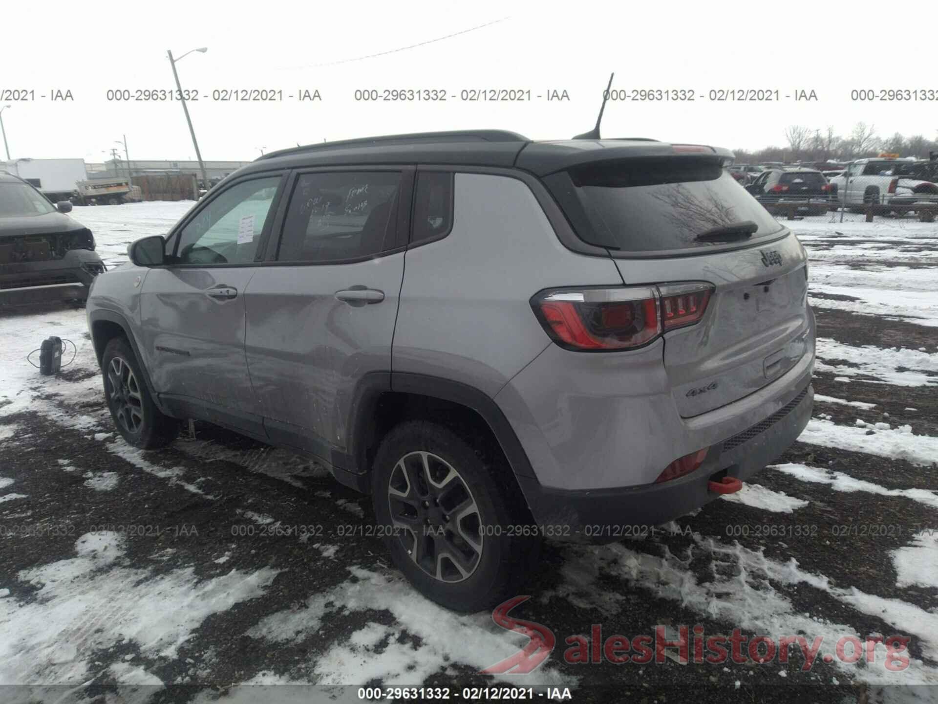 3C4NJDDB3KT712823 2019 JEEP COMPASS