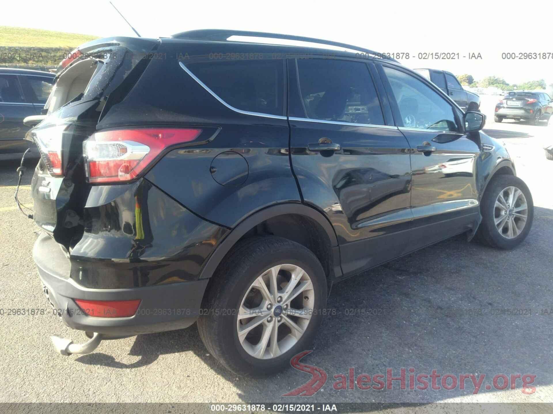 1FMCU0GD9JUA17010 2018 FORD ESCAPE