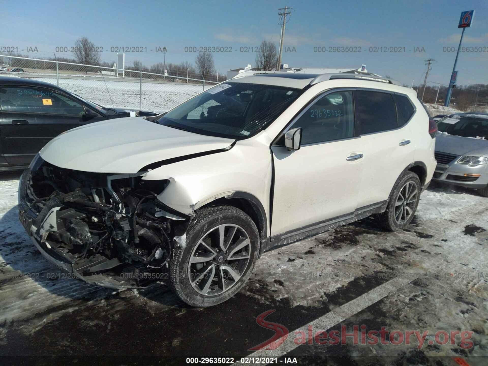 JN8AT2MVXJW325934 2018 NISSAN ROGUE