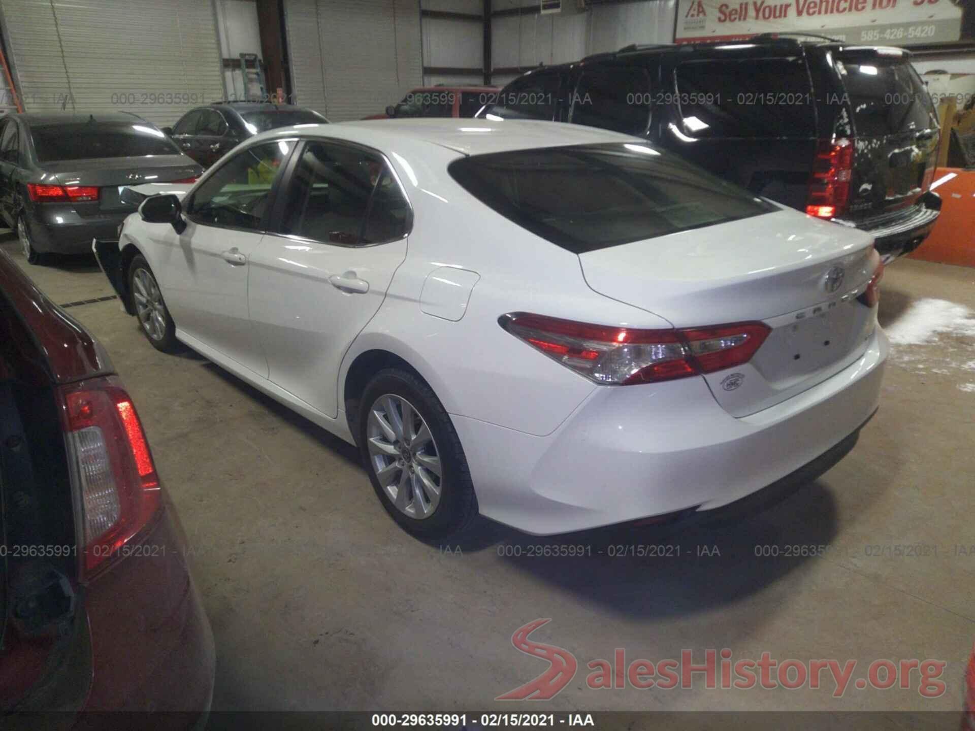 JTNB11HK8J3034281 2018 TOYOTA CAMRY