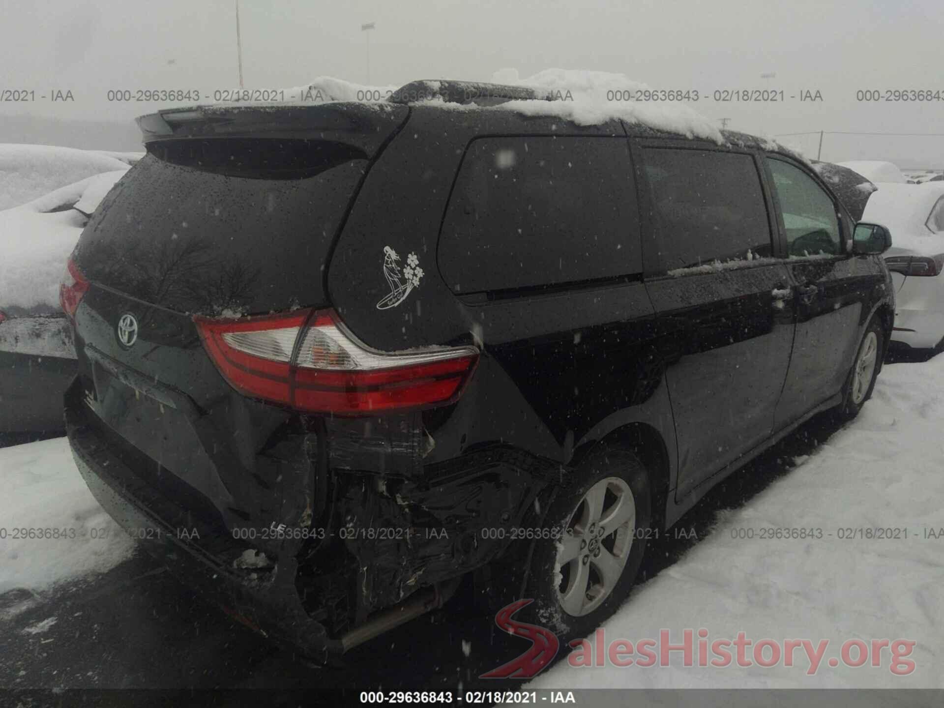 5TDKZ3DC3JS935628 2018 TOYOTA SIENNA