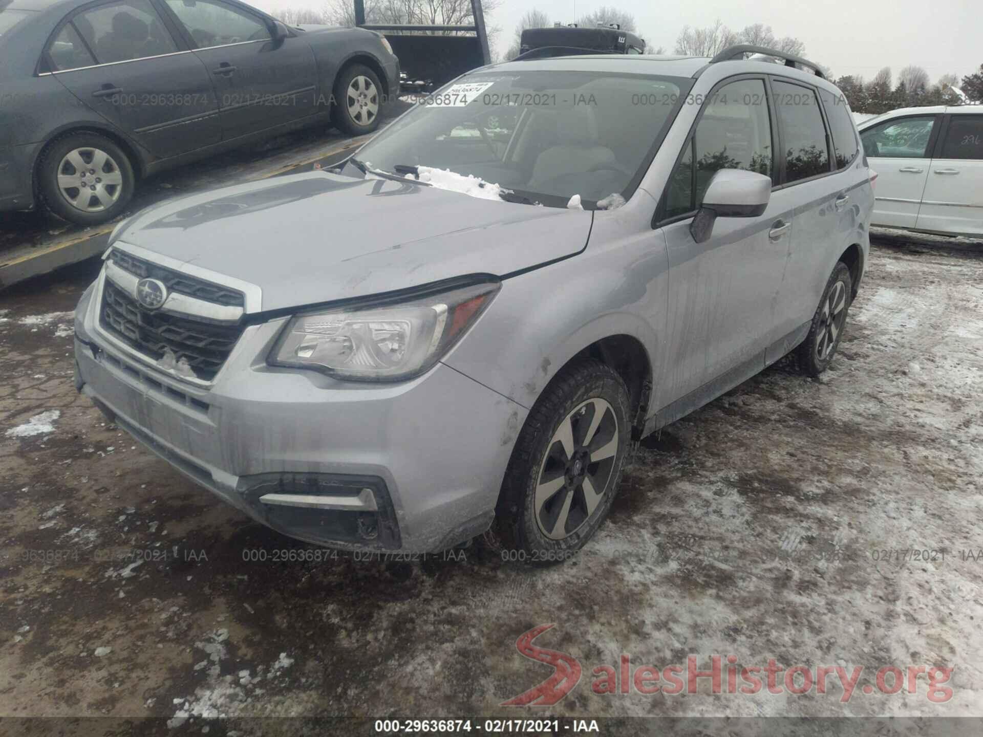 JF2SJAEC3JH400928 2018 SUBARU FORESTER