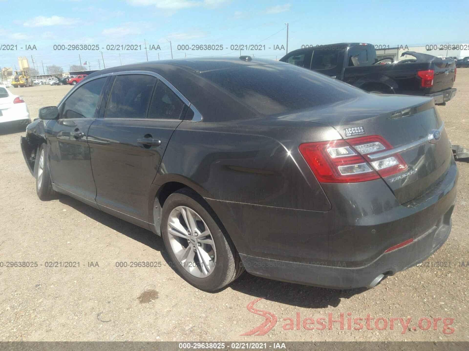 1FAHP2E8XJG119858 2018 FORD TAURUS