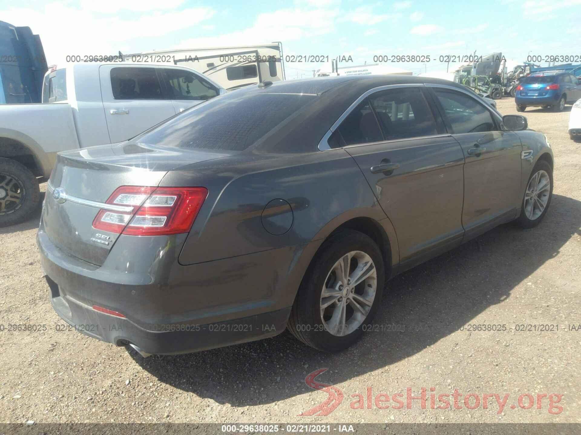 1FAHP2E8XJG119858 2018 FORD TAURUS