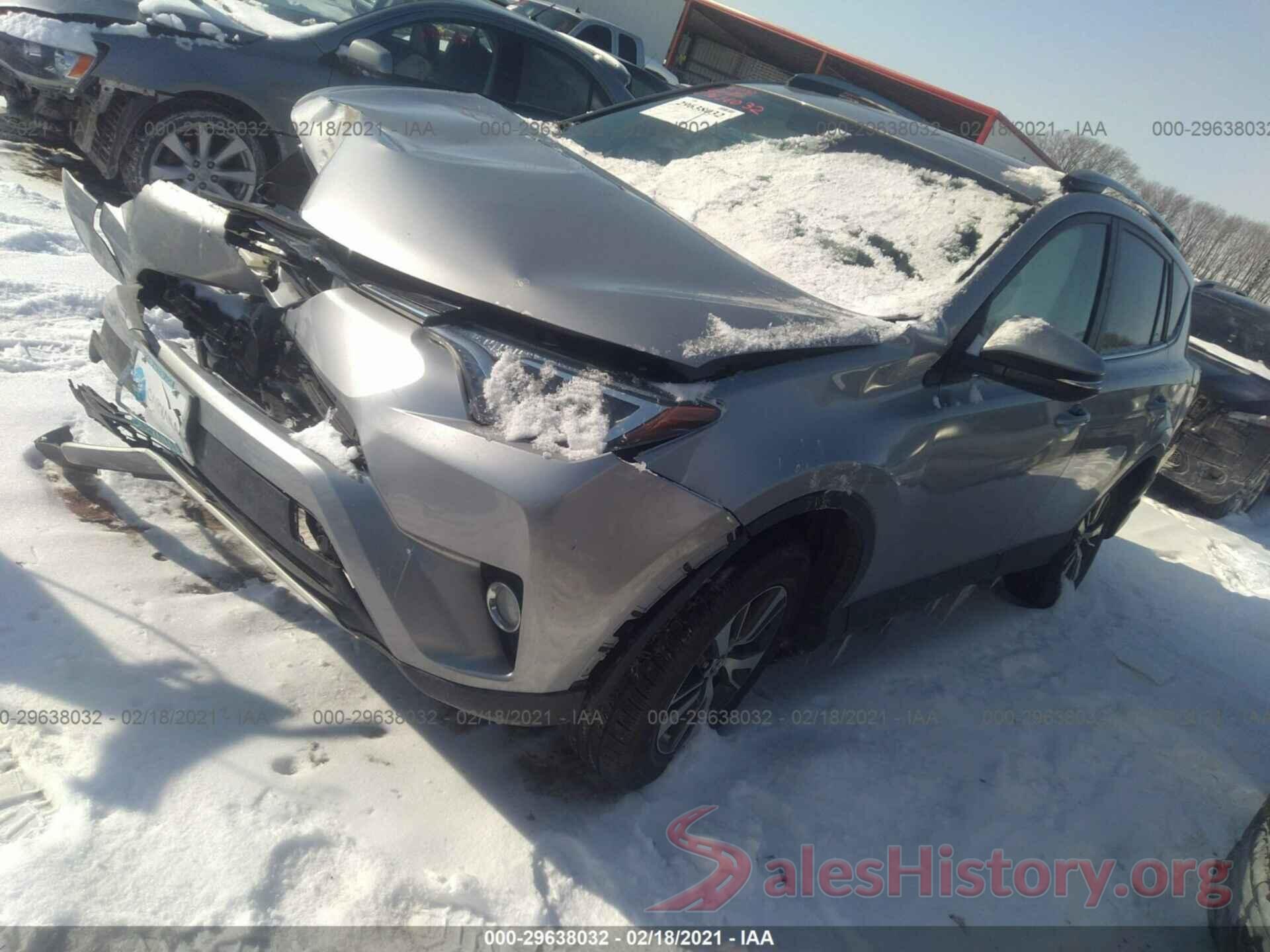 2T3WFREV9JW421004 2018 TOYOTA RAV4