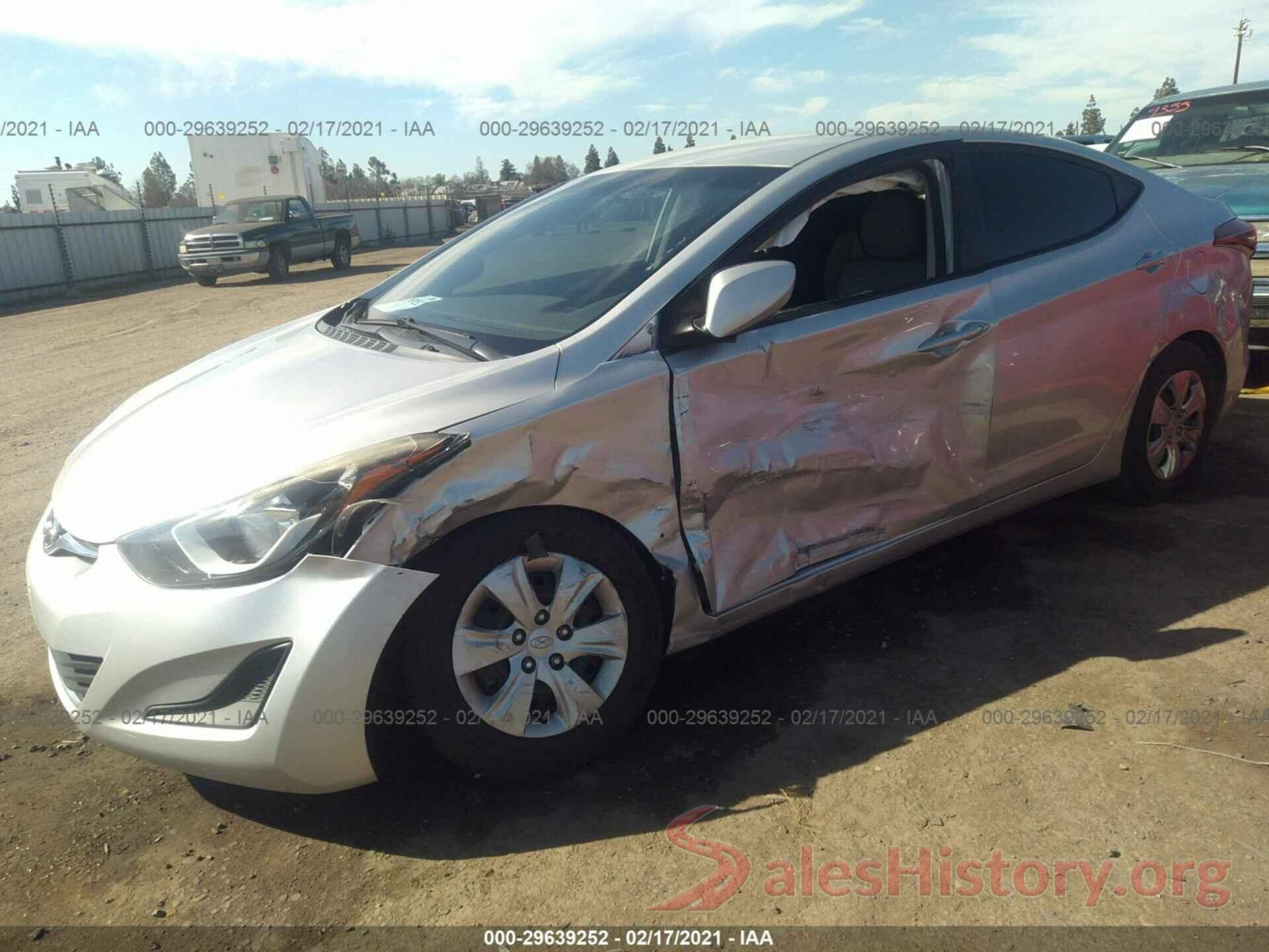 5NPDH4AE6GH742492 2016 HYUNDAI ELANTRA