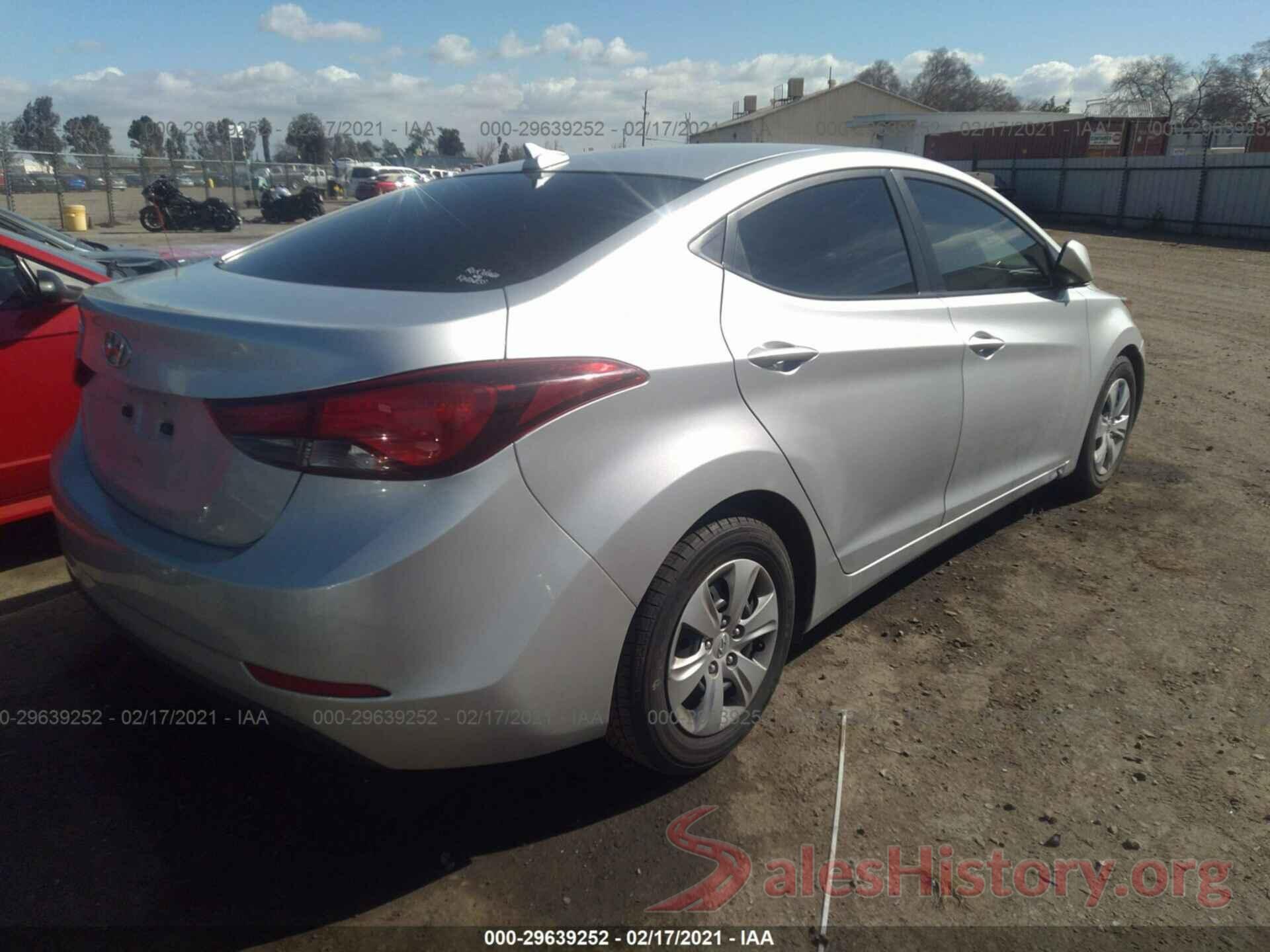 5NPDH4AE6GH742492 2016 HYUNDAI ELANTRA