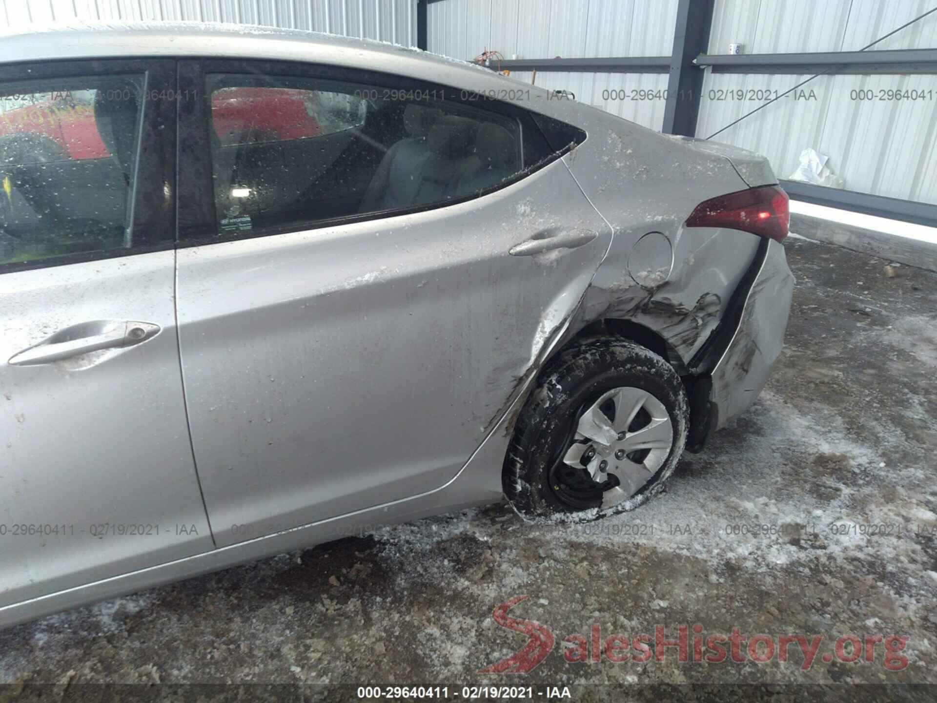 5NPDH4AE7GH750052 2016 HYUNDAI ELANTRA