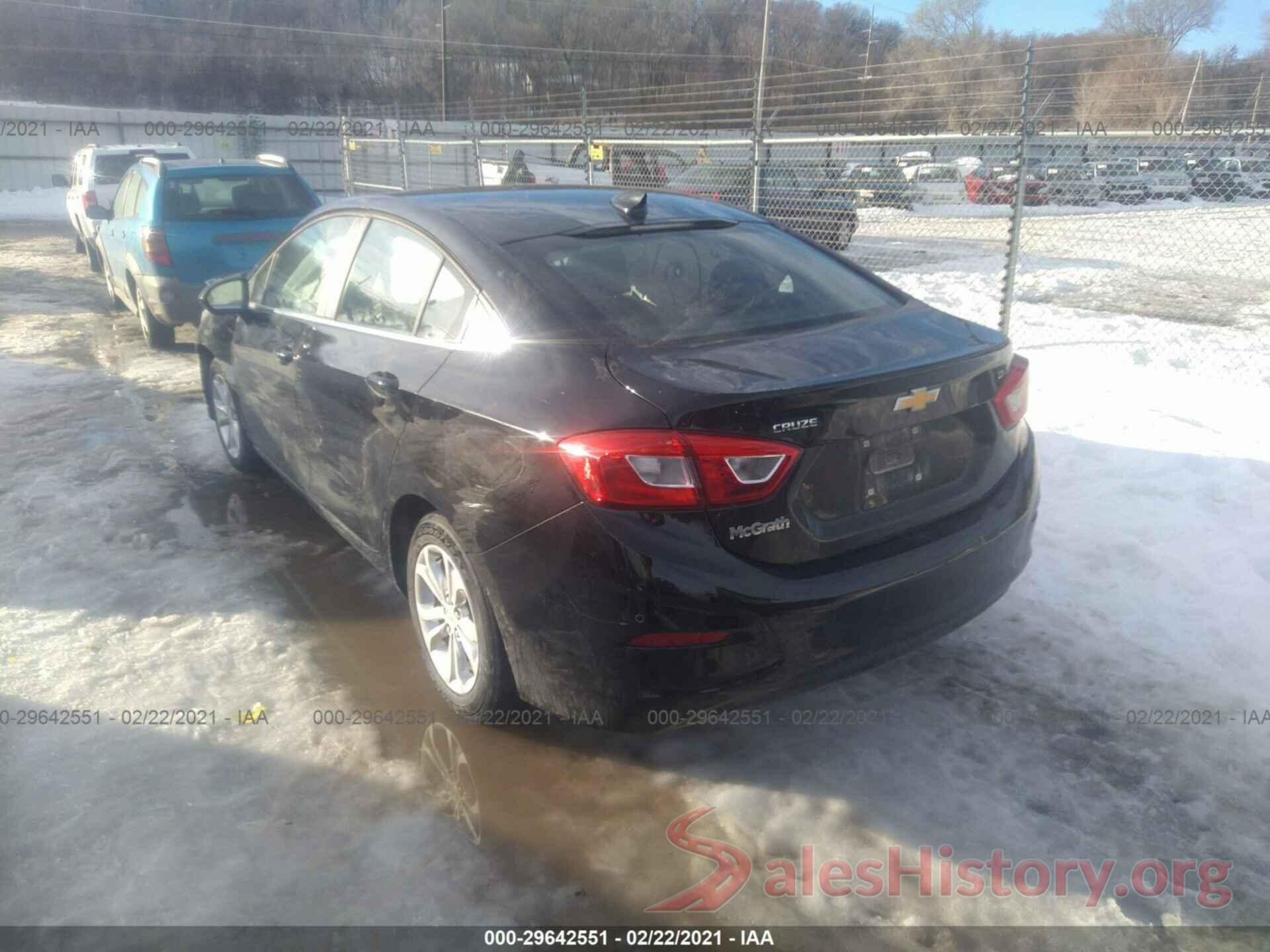 1G1BE5SM0K7110038 2019 CHEVROLET CRUZE