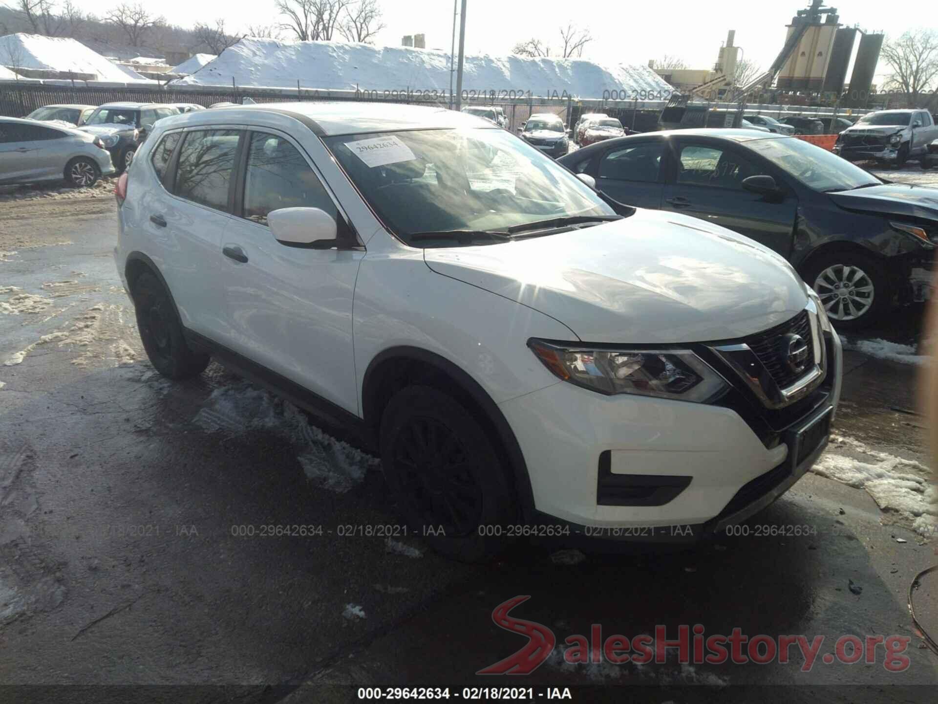 KNMAT2MV0HP564604 2017 NISSAN ROGUE