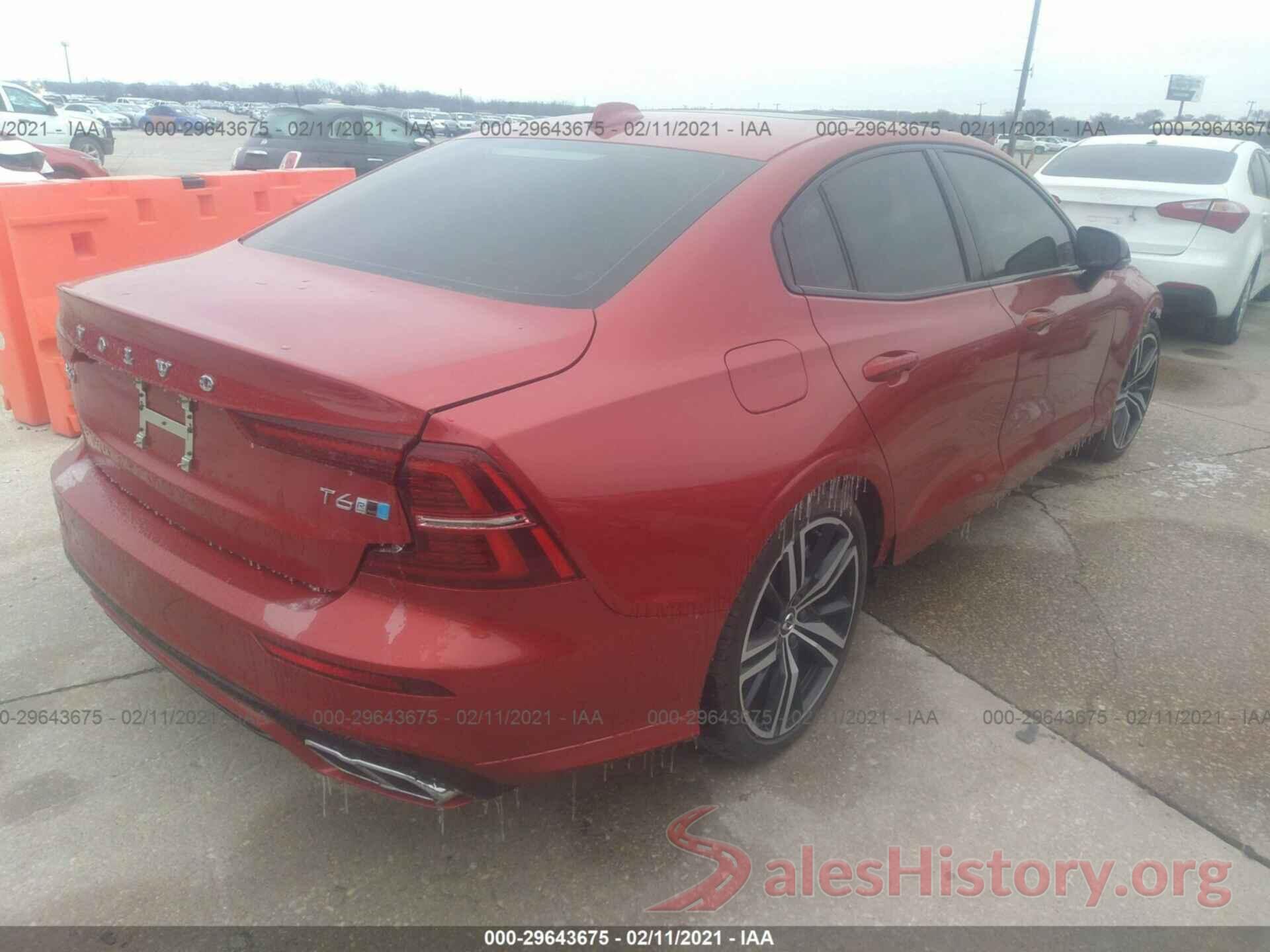 7JRA22TM2KG002711 2019 VOLVO S60