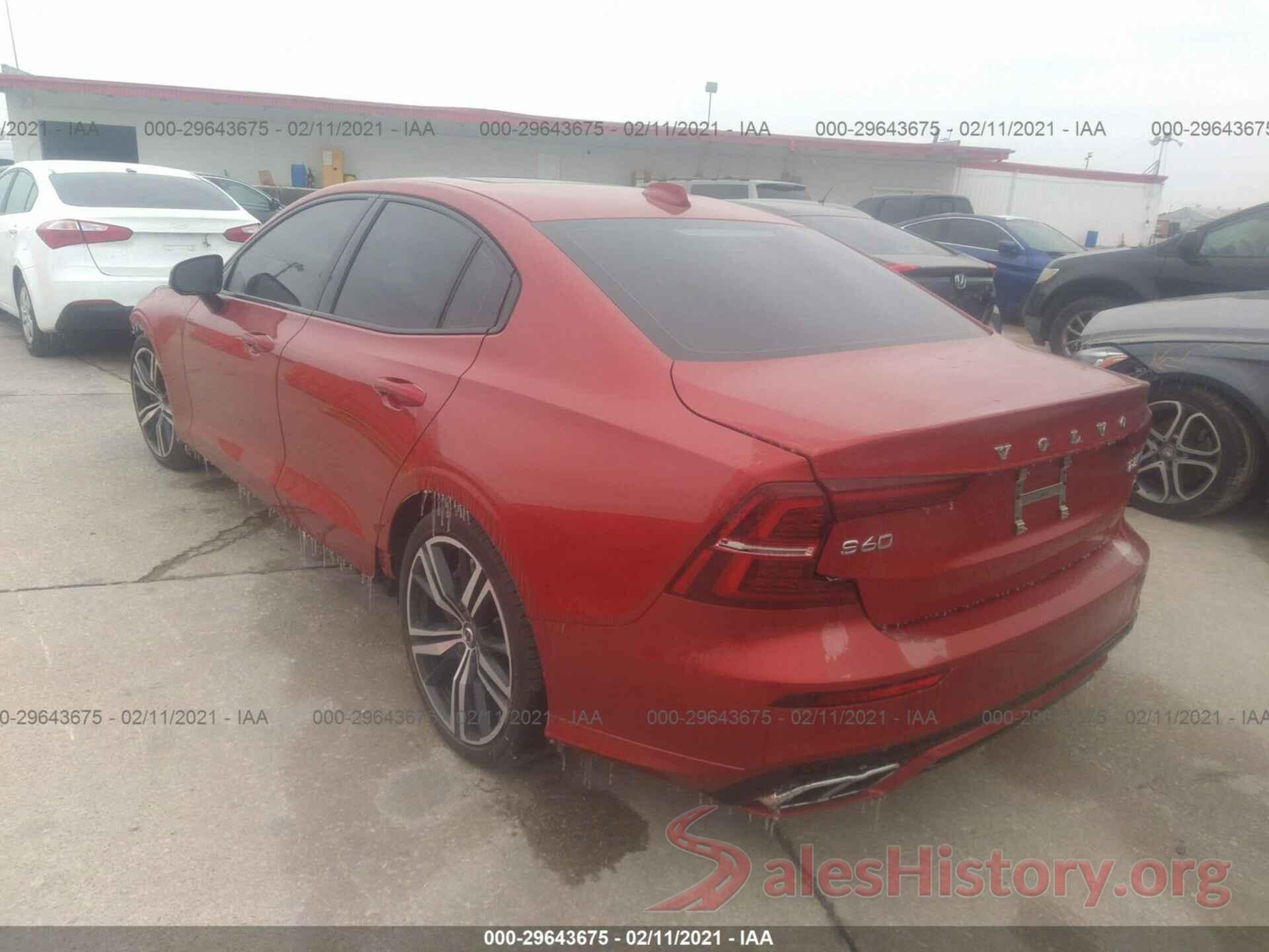 7JRA22TM2KG002711 2019 VOLVO S60