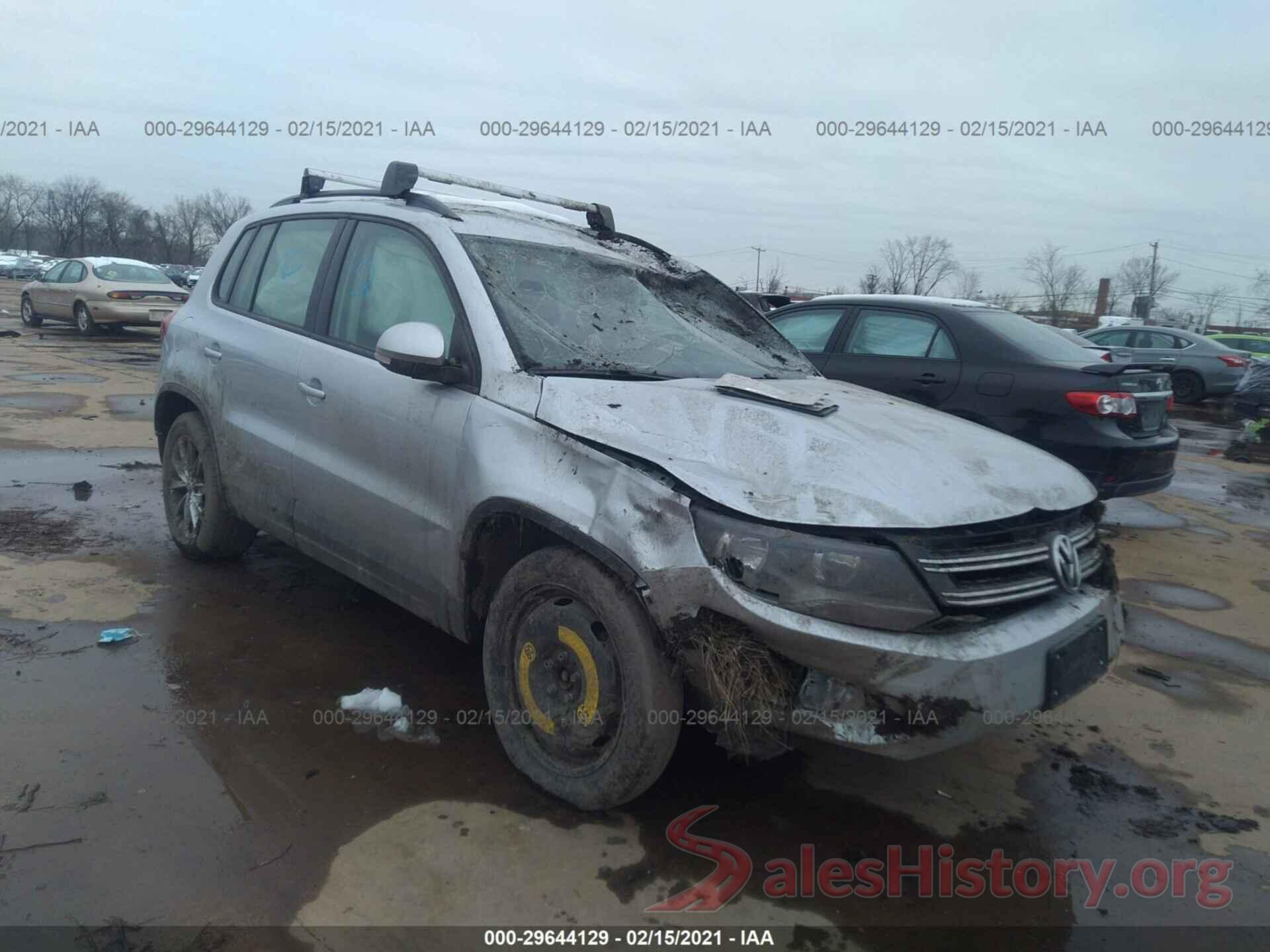 WVGBV7AX7HK054387 2017 VOLKSWAGEN TIGUAN