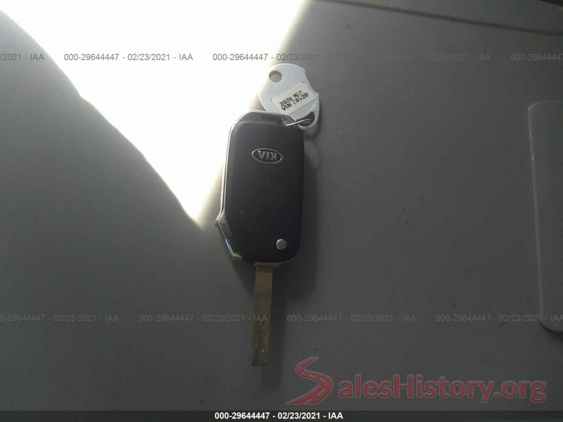 KNDJ23AUXL7068920 2020 KIA SOUL