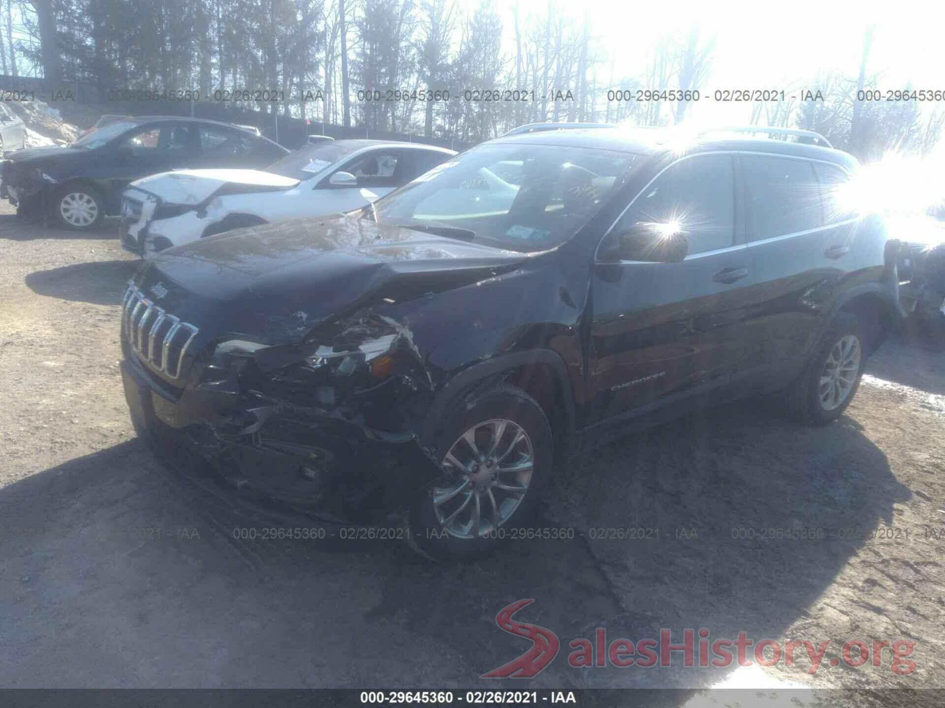 1C4PJMLB2KD213074 2019 JEEP CHEROKEE