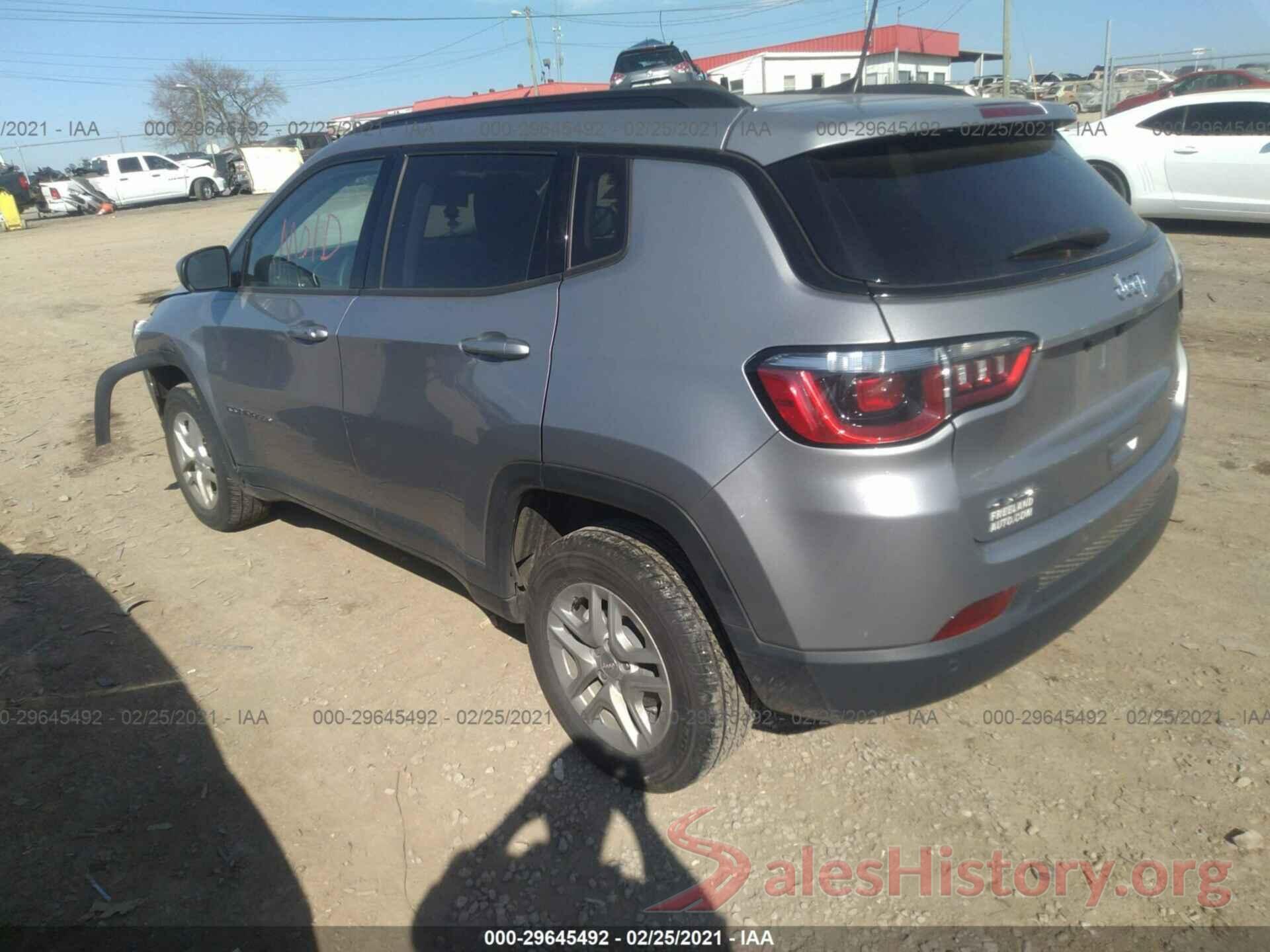 3C4NJDAB1JT307241 2018 JEEP COMPASS