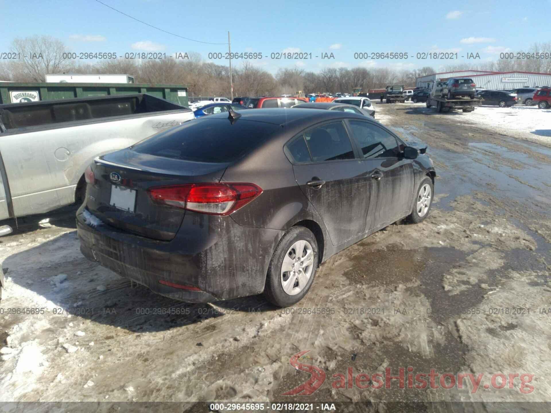 3KPFK4A7XJE164050 2018 KIA FORTE