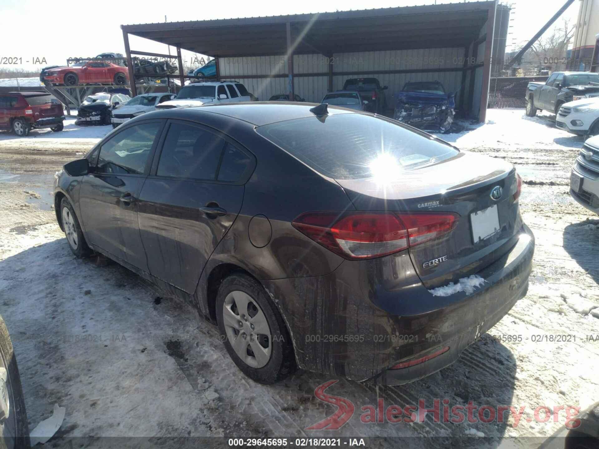 3KPFK4A7XJE164050 2018 KIA FORTE