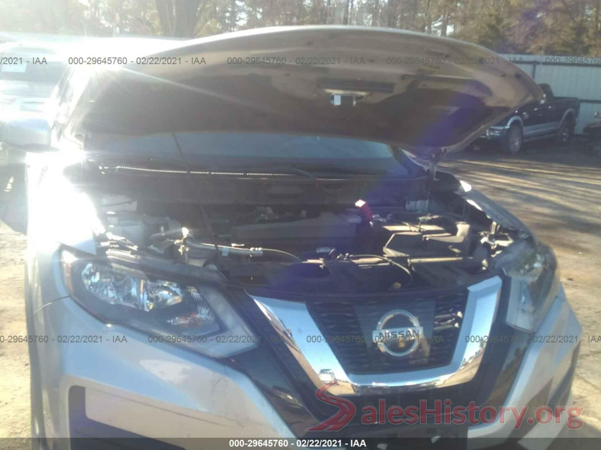 KNMAT2MV8HP598659 2017 NISSAN ROGUE