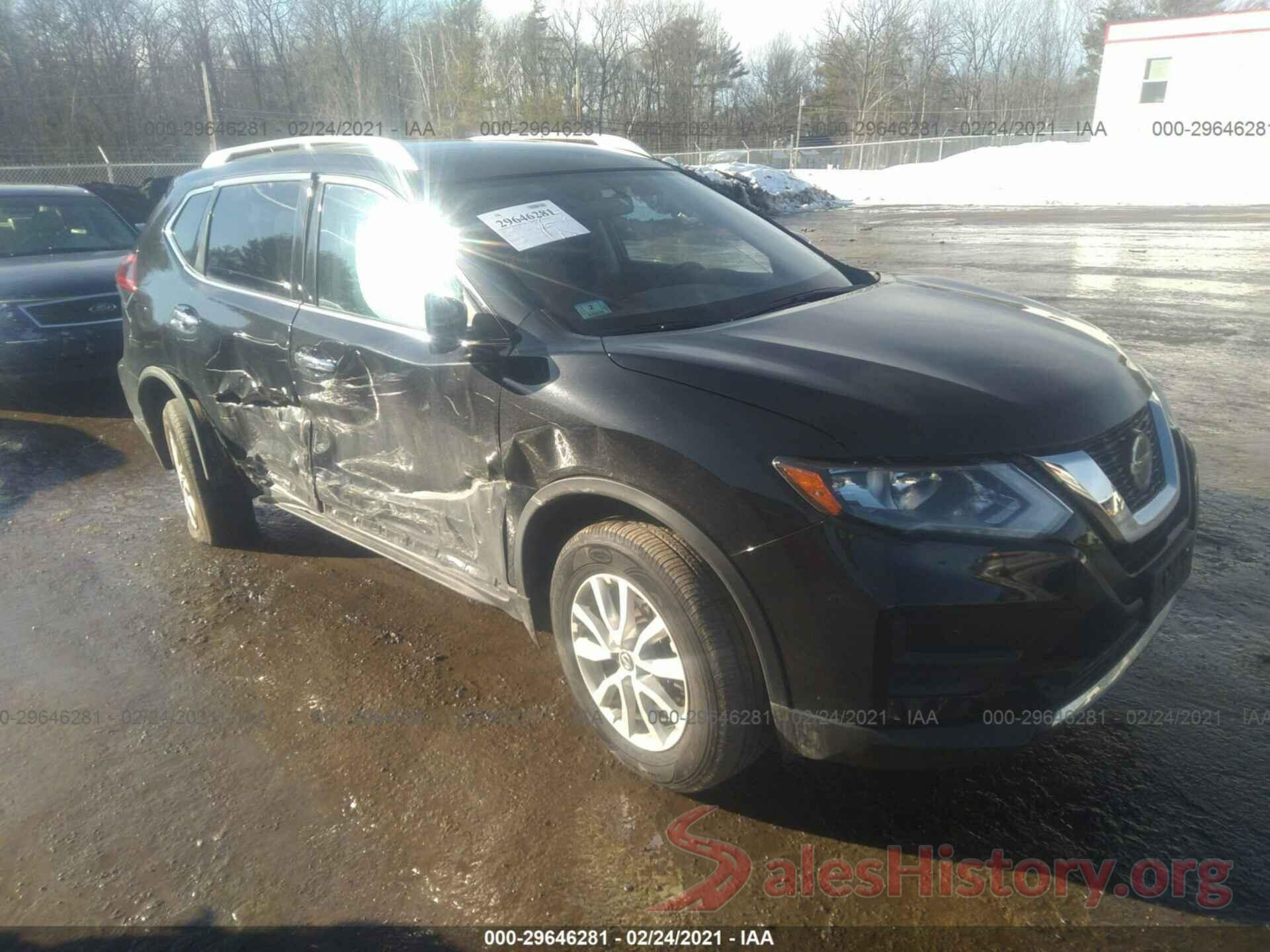 JN8AT2MV2JW329752 2018 NISSAN ROGUE