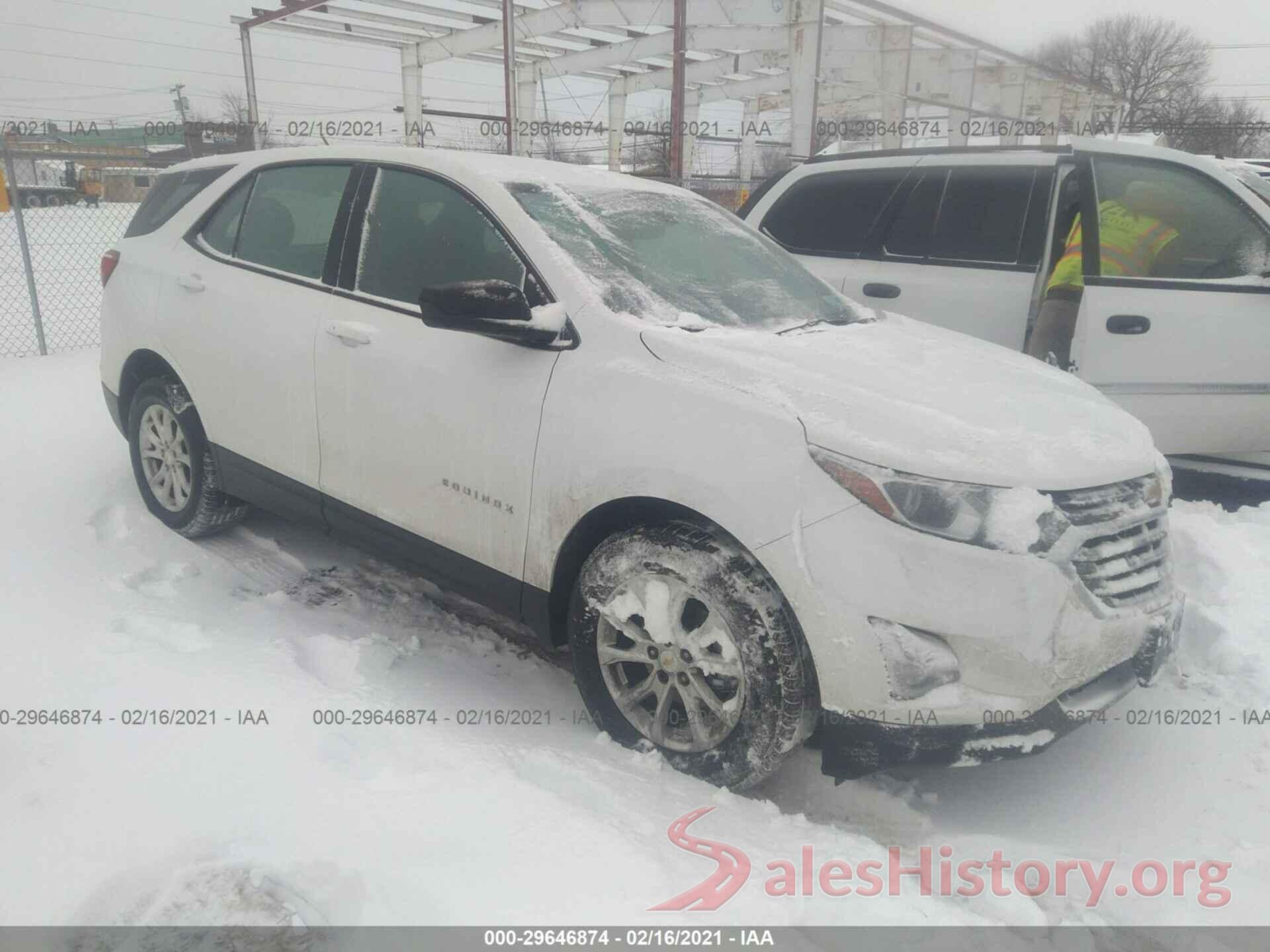 2GNAXHEV8J6114590 2018 CHEVROLET EQUINOX