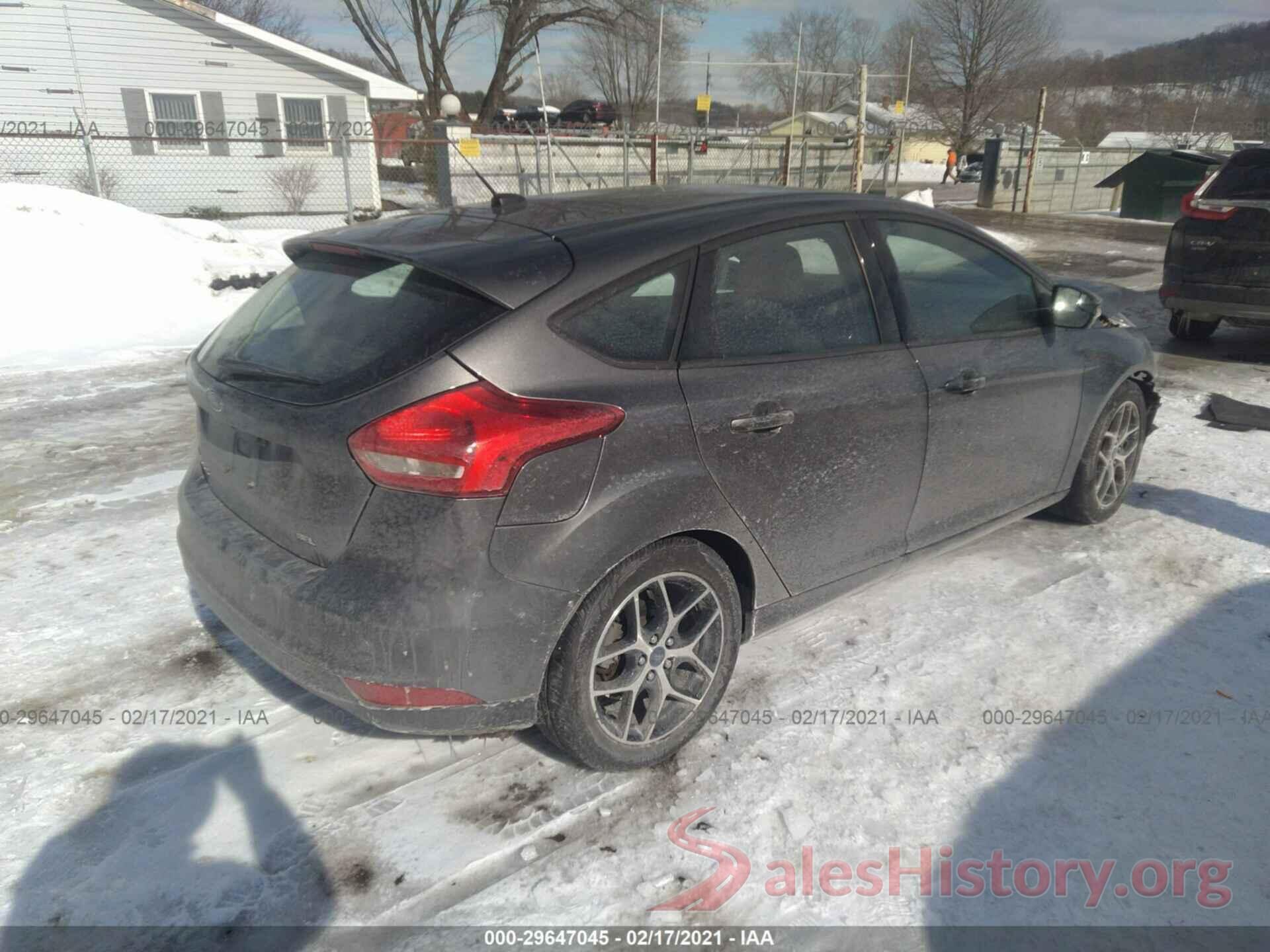 1FADP3M25JL267666 2018 FORD FOCUS