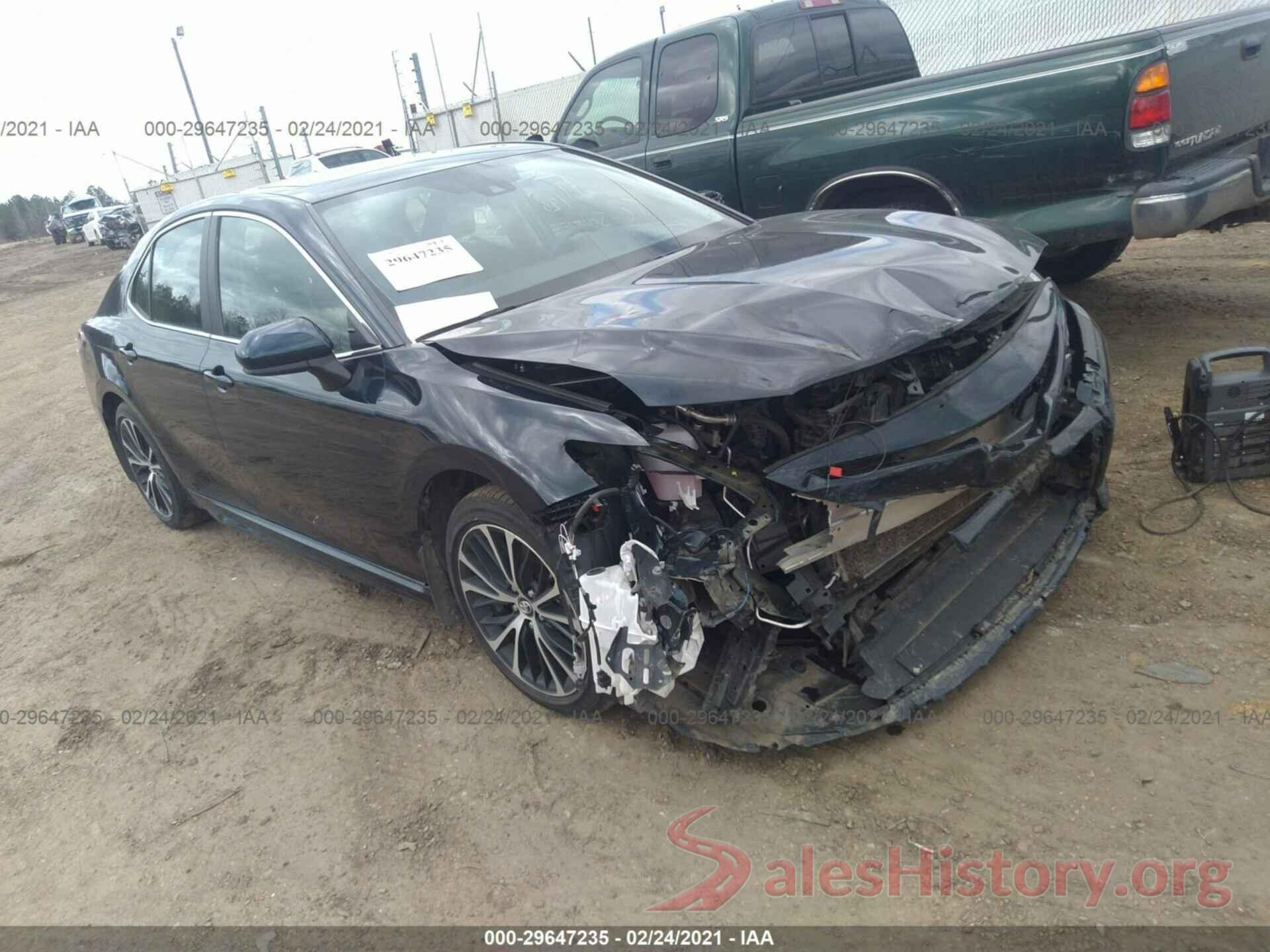 4T1B11HK4KU275587 2019 TOYOTA CAMRY