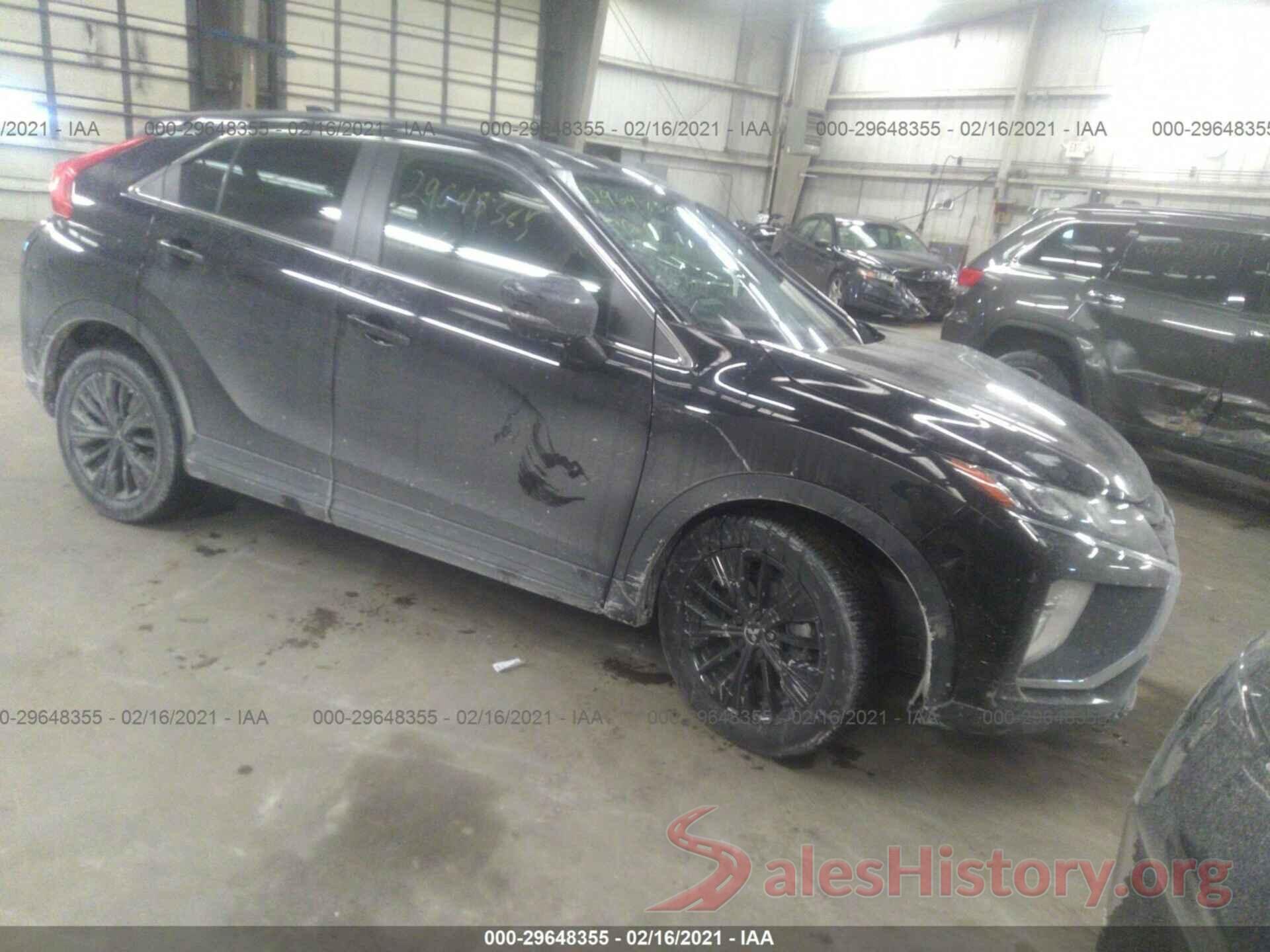 JA4AT4AA8JZ070587 2018 MITSUBISHI ECLIPSE CROSS